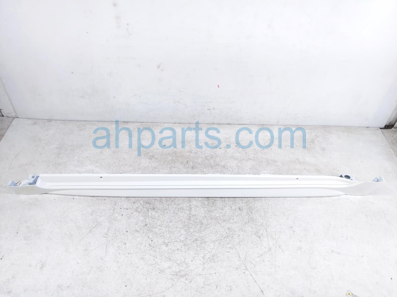 $225 Toyota RH SIDE SKIRT / MOLDING - BLUE HTBK