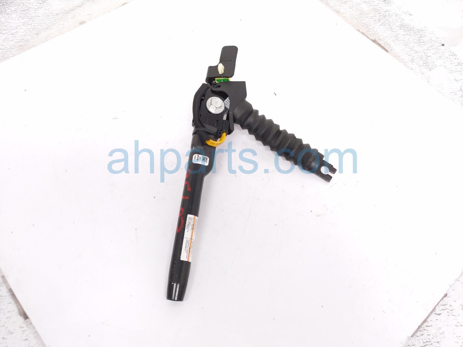 Honda FR/LH SEAT BELT PRETENSIONER - BLACK
