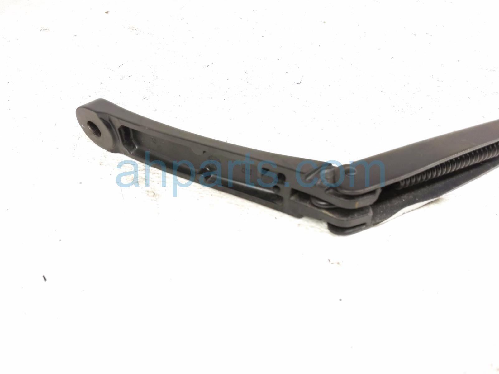 2024 Volkswagen Tiguan Driver Windshield Wiper Arm 5NN 955 409 B 03C Replacement 2024 Volkswagen Tiguan Driver Windshield Wiper Arm 5NN 955 409 B 03C Replacement thumbnail