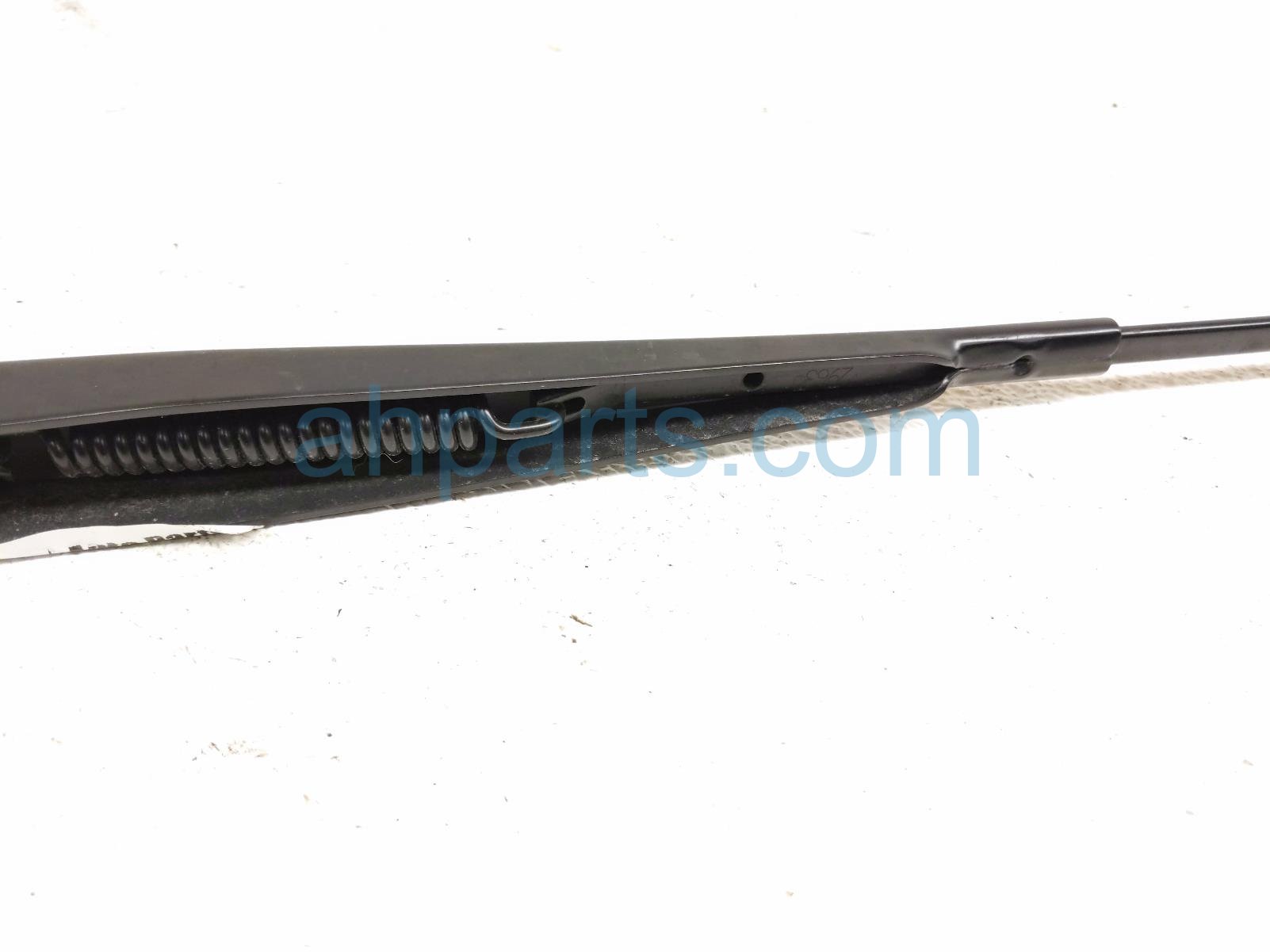 2024 Volkswagen Tiguan Driver Windshield Wiper Arm 5NN 955 409 B 03C Replacement 2024 Volkswagen Tiguan Driver Windshield Wiper Arm 5NN 955 409 B 03C Replacement thumbnail