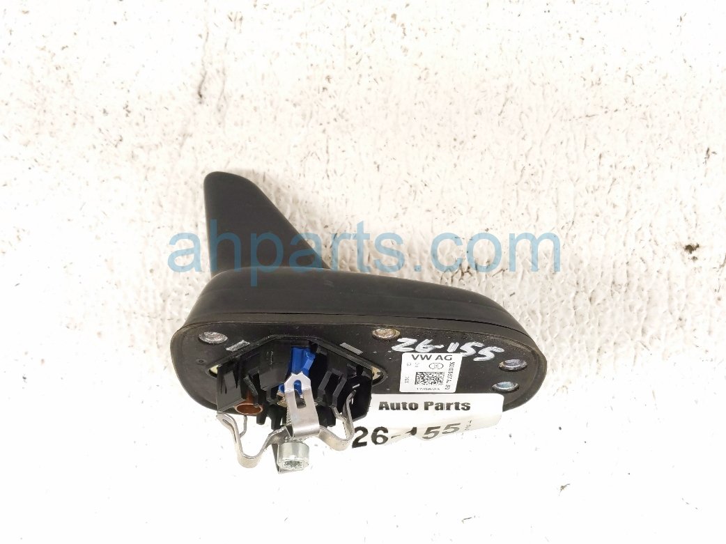 Volkswagen ROOF ANTENNA ASSY - SHARK FIN