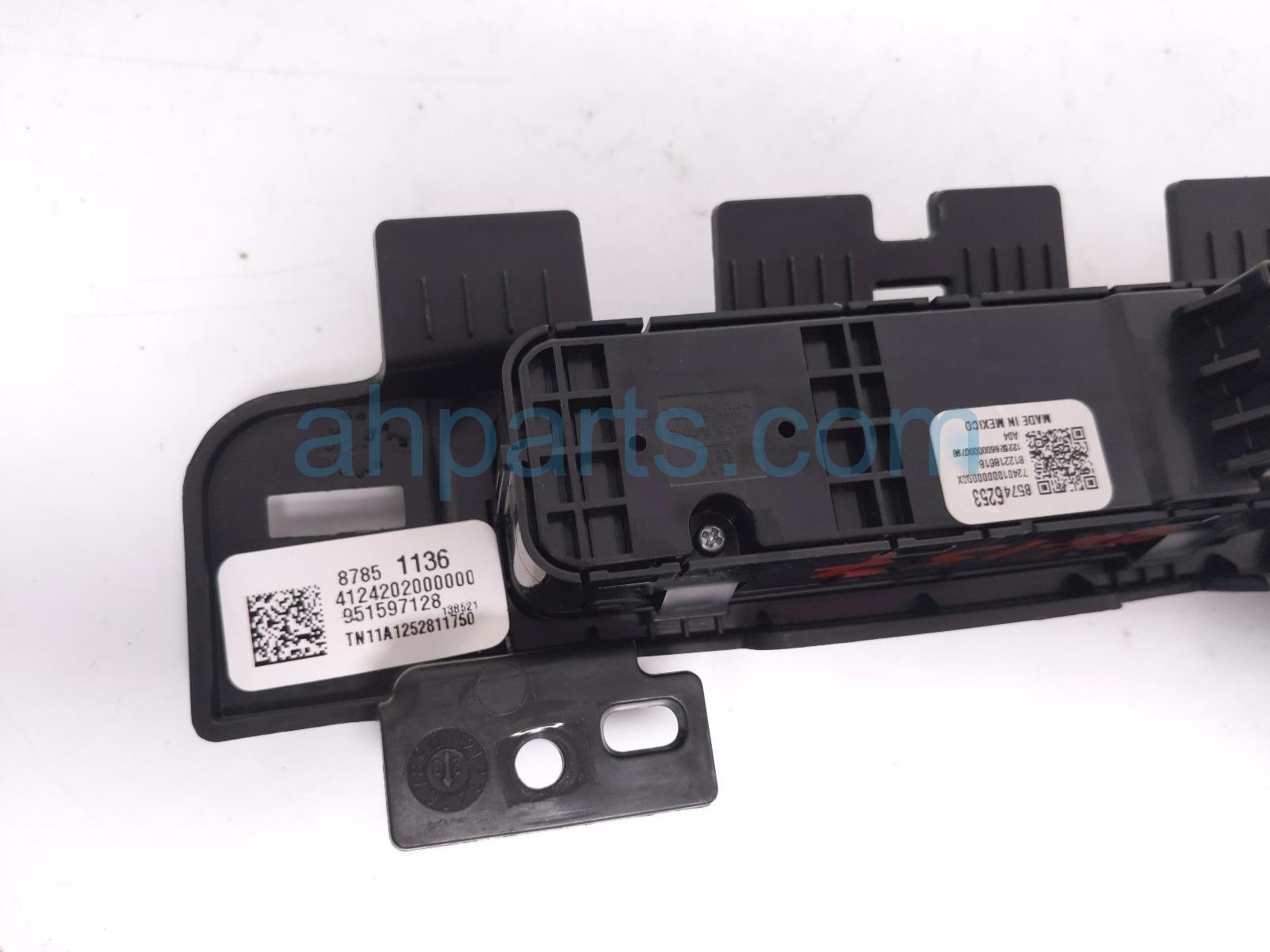 2026 Chevy Equinoxev Park Brake Dimmer Trunk Trac Sw lh 85746253 Replacement 2026 Chevy Equinoxev Park Brake Dimmer Trunk Trac Sw lh 85746253 Replacement thumbnail