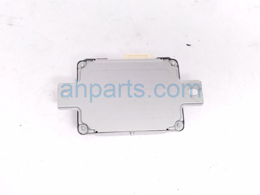 Honda VOLTAGE STABILIZER CONTROL MODULE