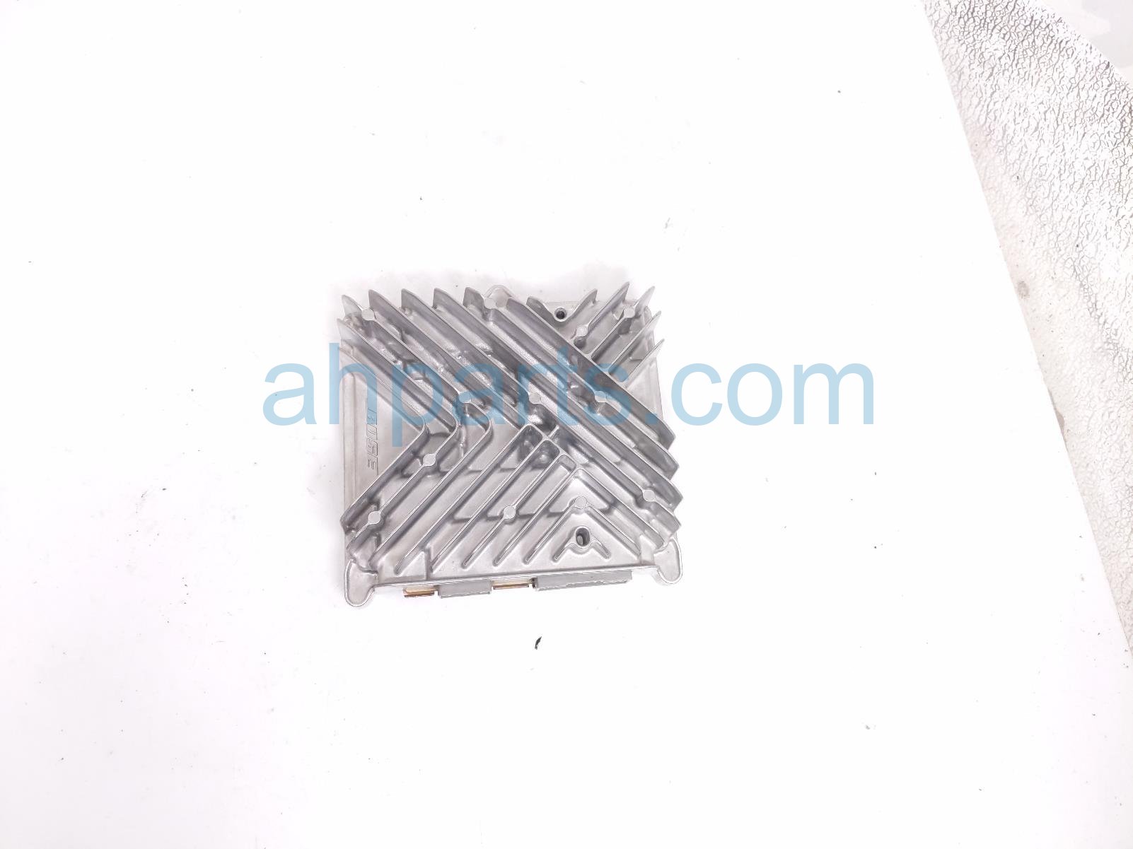 Honda AUDIO AMPLIFIER FRONT RIGHT