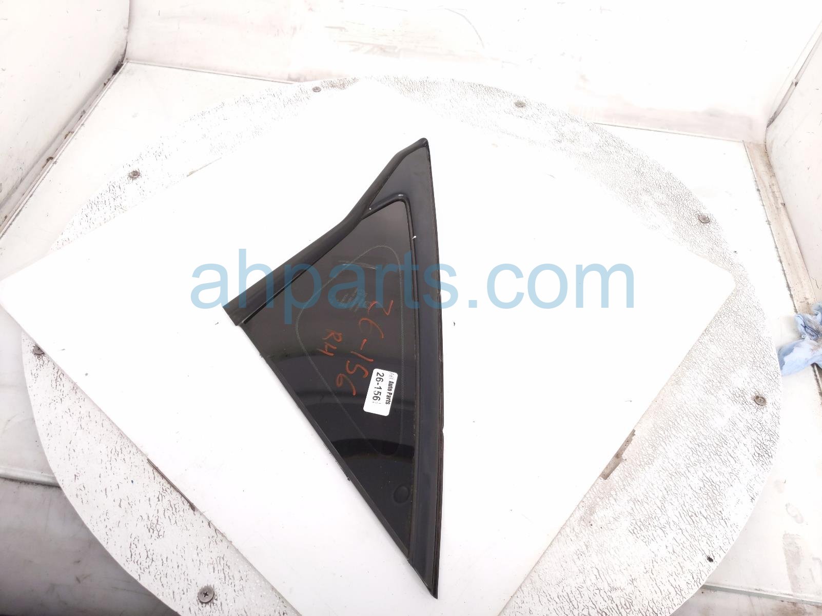 Honda FR/RH DOOR VENT GLASS WINDOW