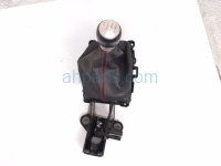 Honda M.T FLOOR SHIFTER W/KNOB + BOOT Honda M.T FLOOR SHIFTER W/KNOB + BOOT