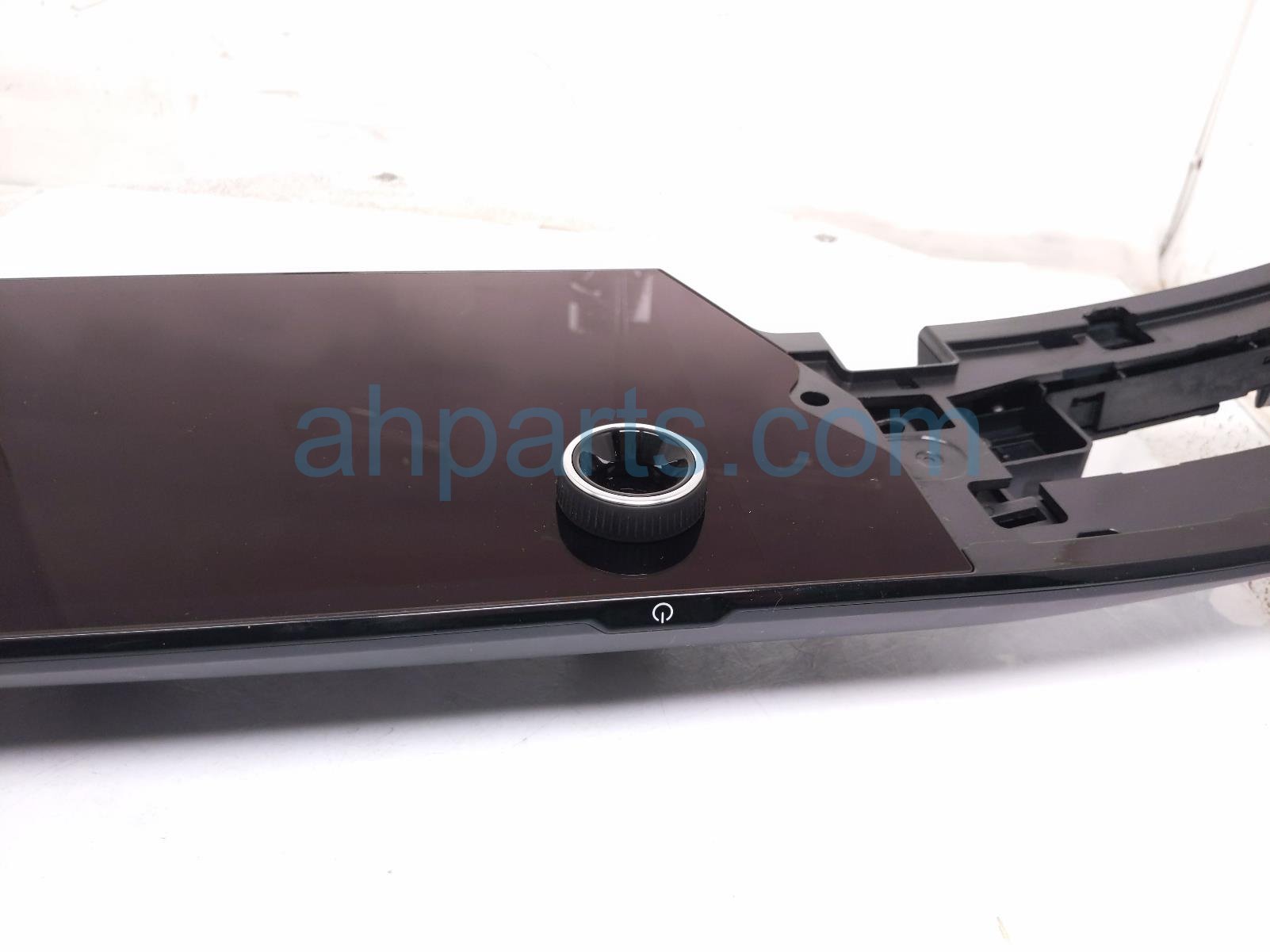 2026 Chevy Equinoxev Infotainment Nav Display Screen 85789200 Replacement 2026 Chevy Equinoxev Infotainment Nav Display Screen 85789200 Replacement thumbnail