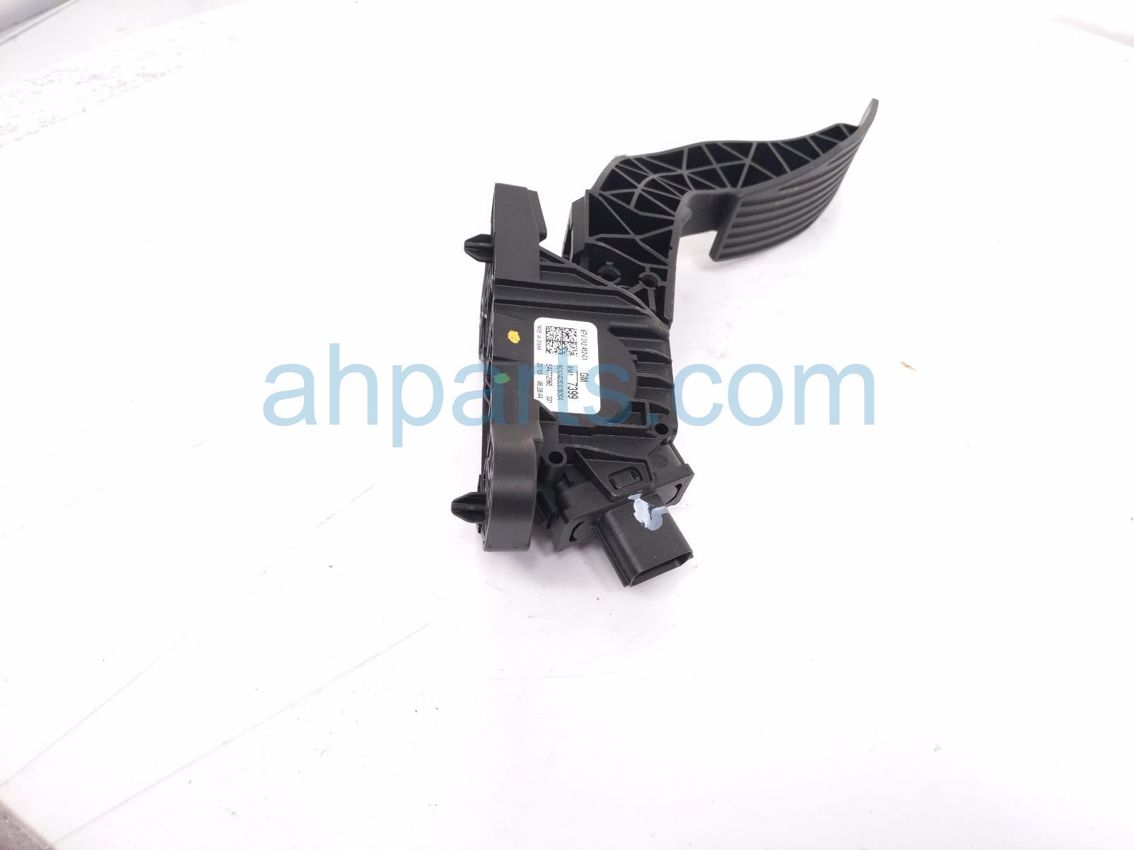 2026 Chevy Equinoxev Accelerator Pedal Assy Fl 85617399 Replacement 2026 Chevy Equinoxev Accelerator Pedal Assy Fl 85617399 Replacement thumbnail
