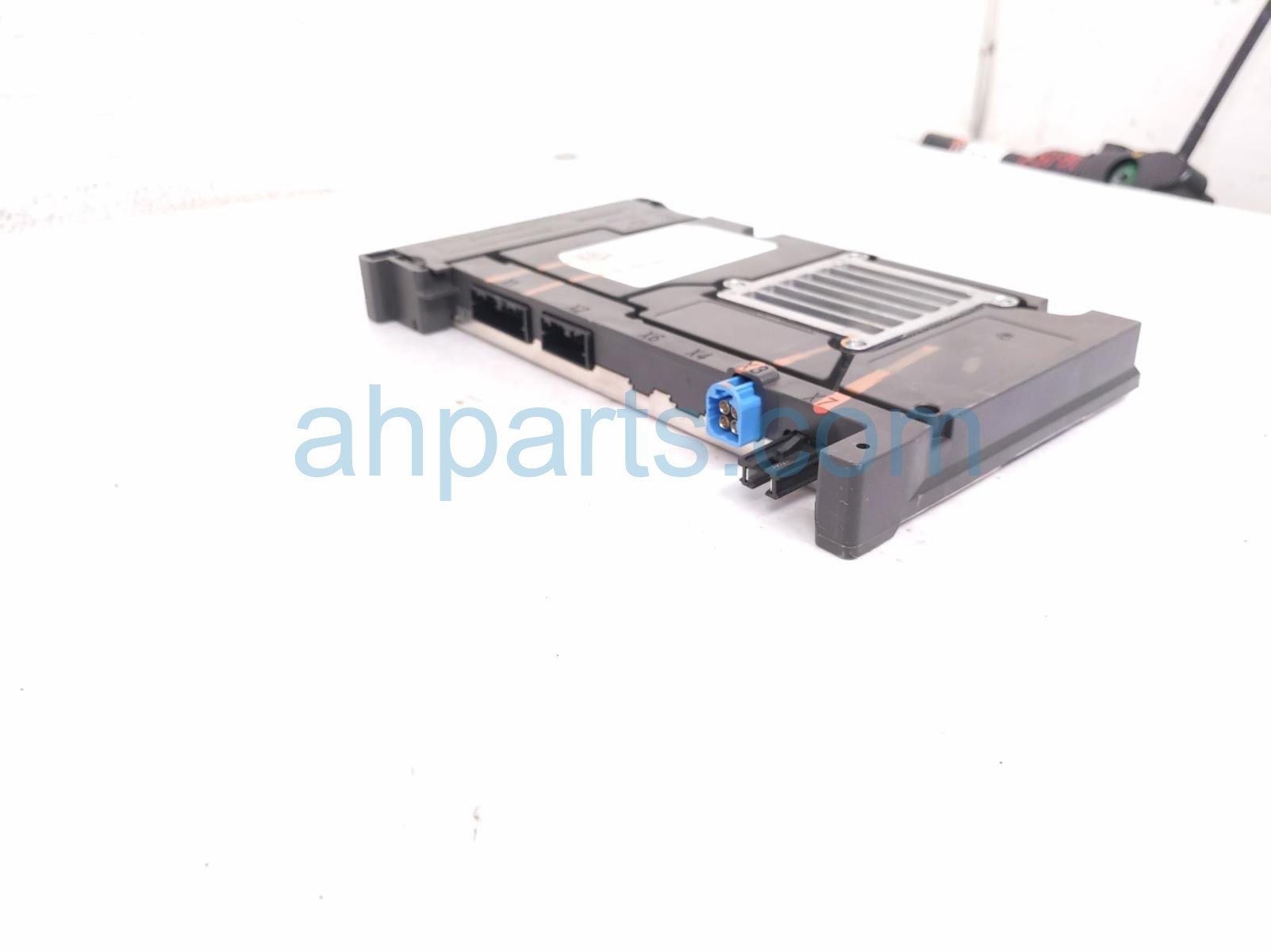 2026 Chevy Equinoxev Telematics Communication Module 85878708 Replacement 2026 Chevy Equinoxev Telematics Communication Module 85878708 Replacement thumbnail