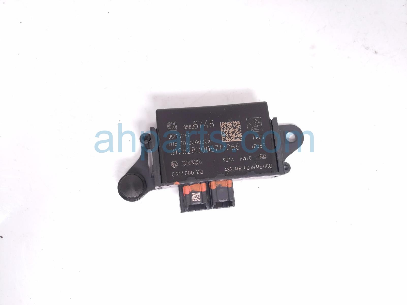 2026 Chevy Equinoxev Rear Passenger Blind Spot Radar Sensor 85838748 Replacement 2026 Chevy Equinoxev Rear Passenger Blind Spot Radar Sensor 85838748 Replacement thumbnail