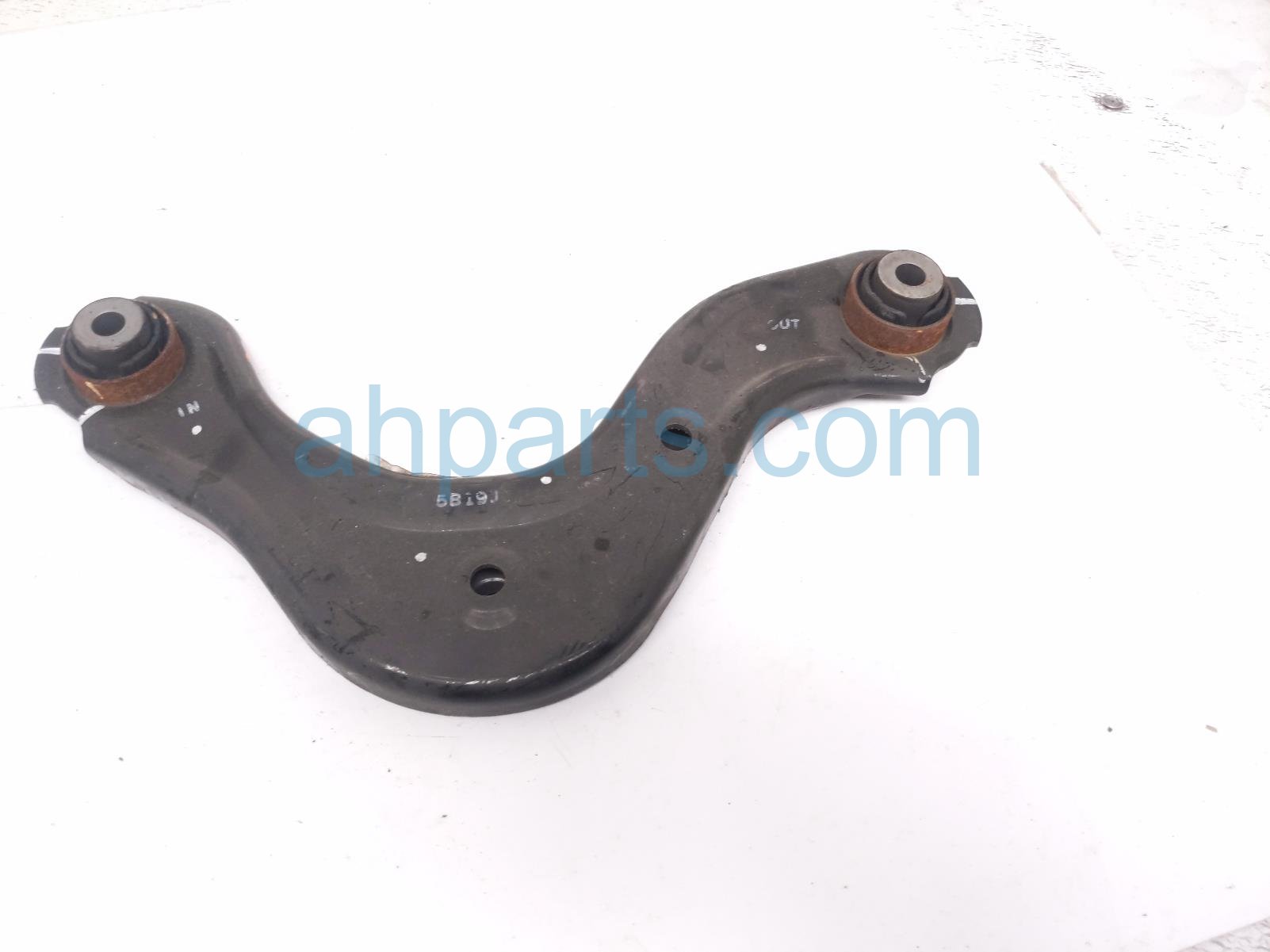 Honda RR/LH UPPER CONTROL ARM