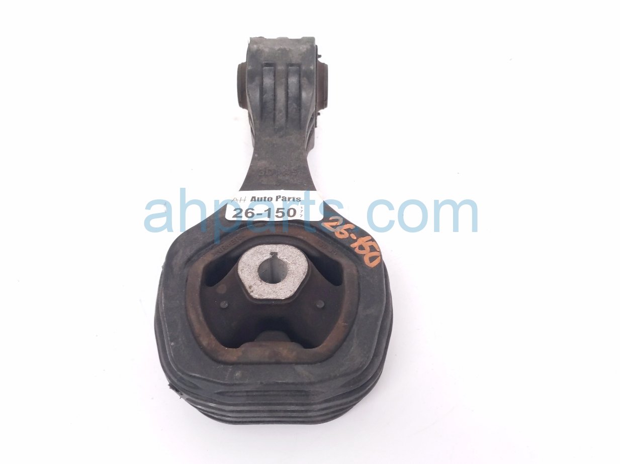 Honda ENGINE TORQUE STRUT MOUNT - 2.0L AWD