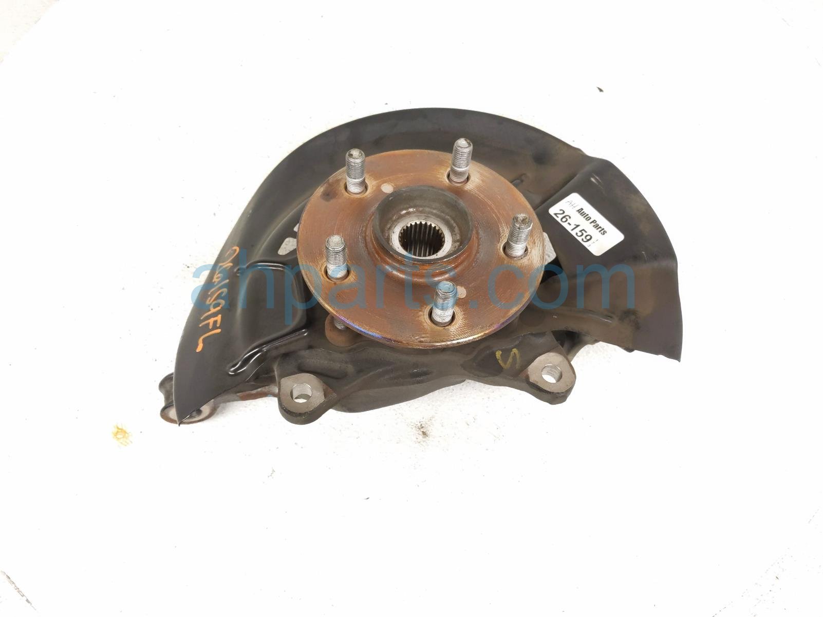 Toyota FR/LH SPINDLE KNUCKLE HUB - FWD