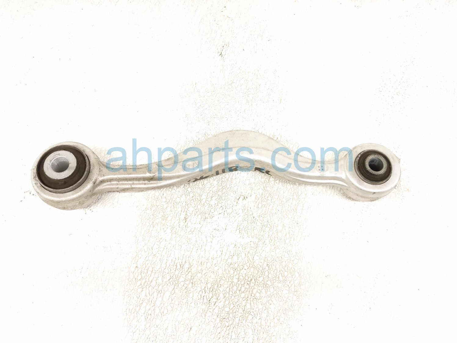 Lexus RR/LH REARWARD UPPER CONTROL ARM