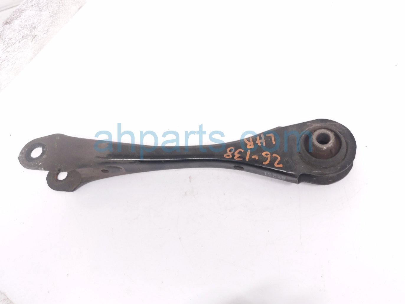 Toyota RR/LH LATERAL LOWER CONTROL ARM
