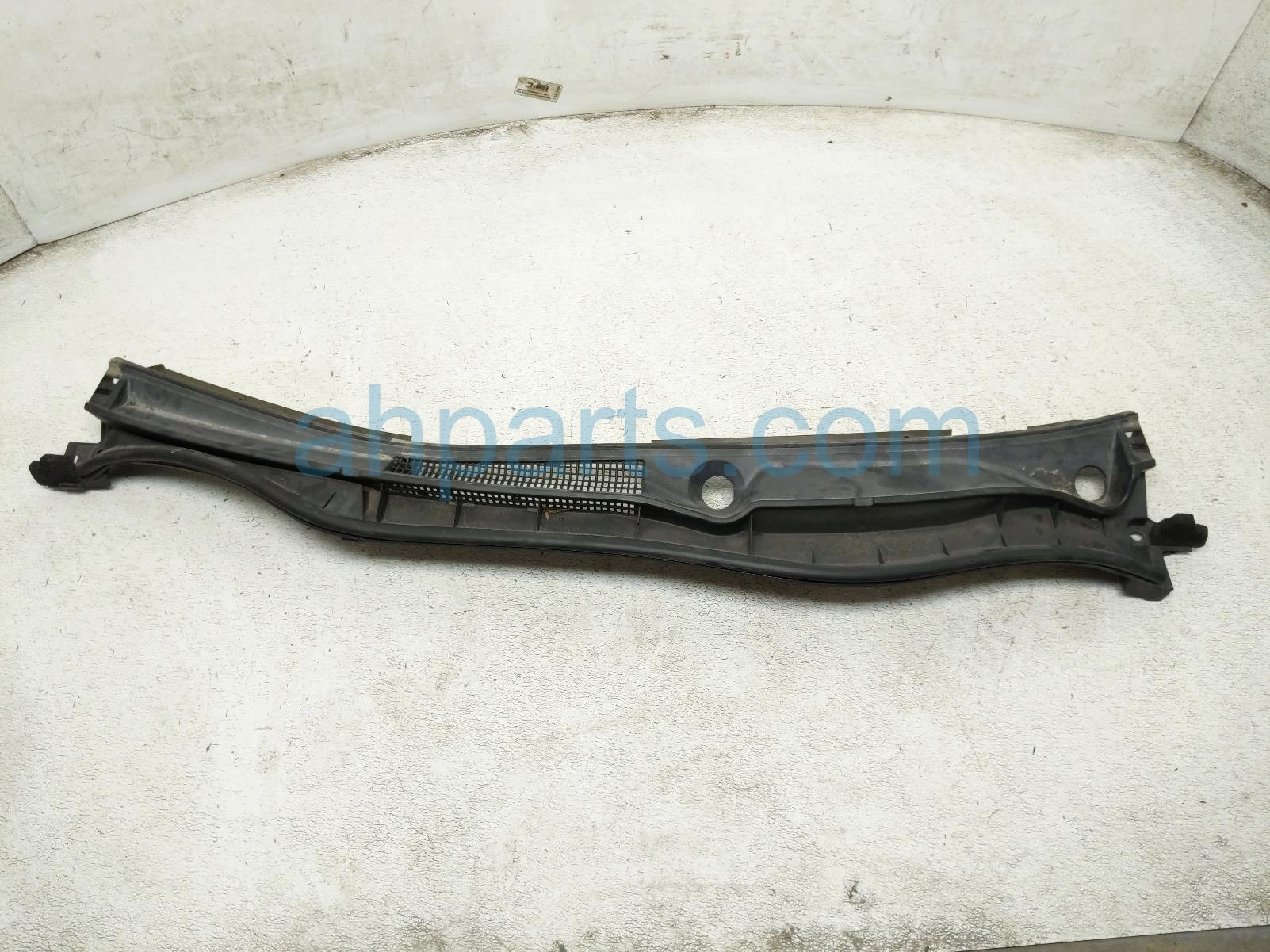 Lexus WINDSHIELD COWL VENT GRILLE PANEL