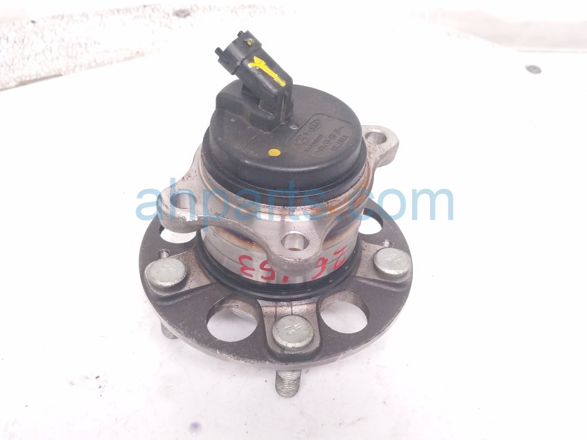 Kia RR/RH WHEEL HUB & BEARING