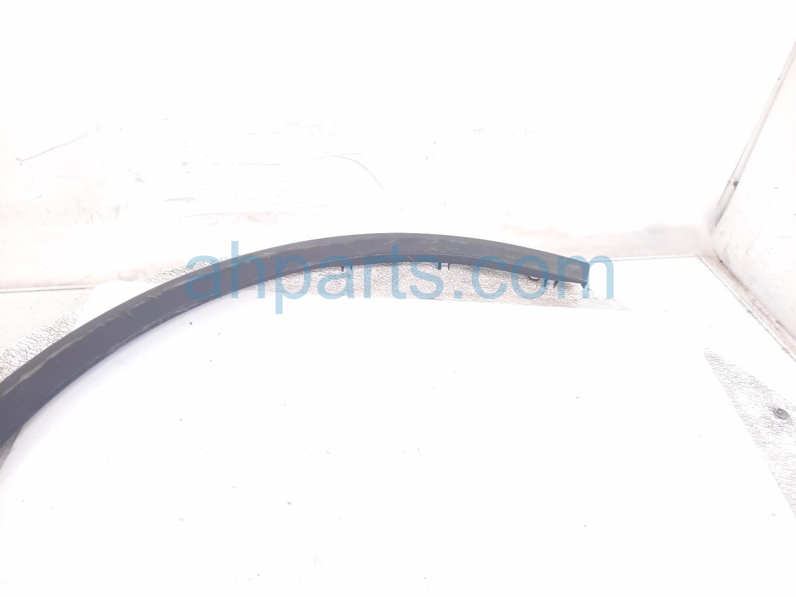 2026 Kia K4 Front Passenger Wheel Opening Molding Grey 87712 GG000BKL Replacement 2026 Kia K4 Front Passenger Wheel Opening Molding Grey 87712 GG000BKL Replacement thumbnail