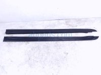 Toyota LH & RH BED SIDE RAIL TRIM - BLK Toyota LH & RH BED SIDE RAIL TRIM - BLK