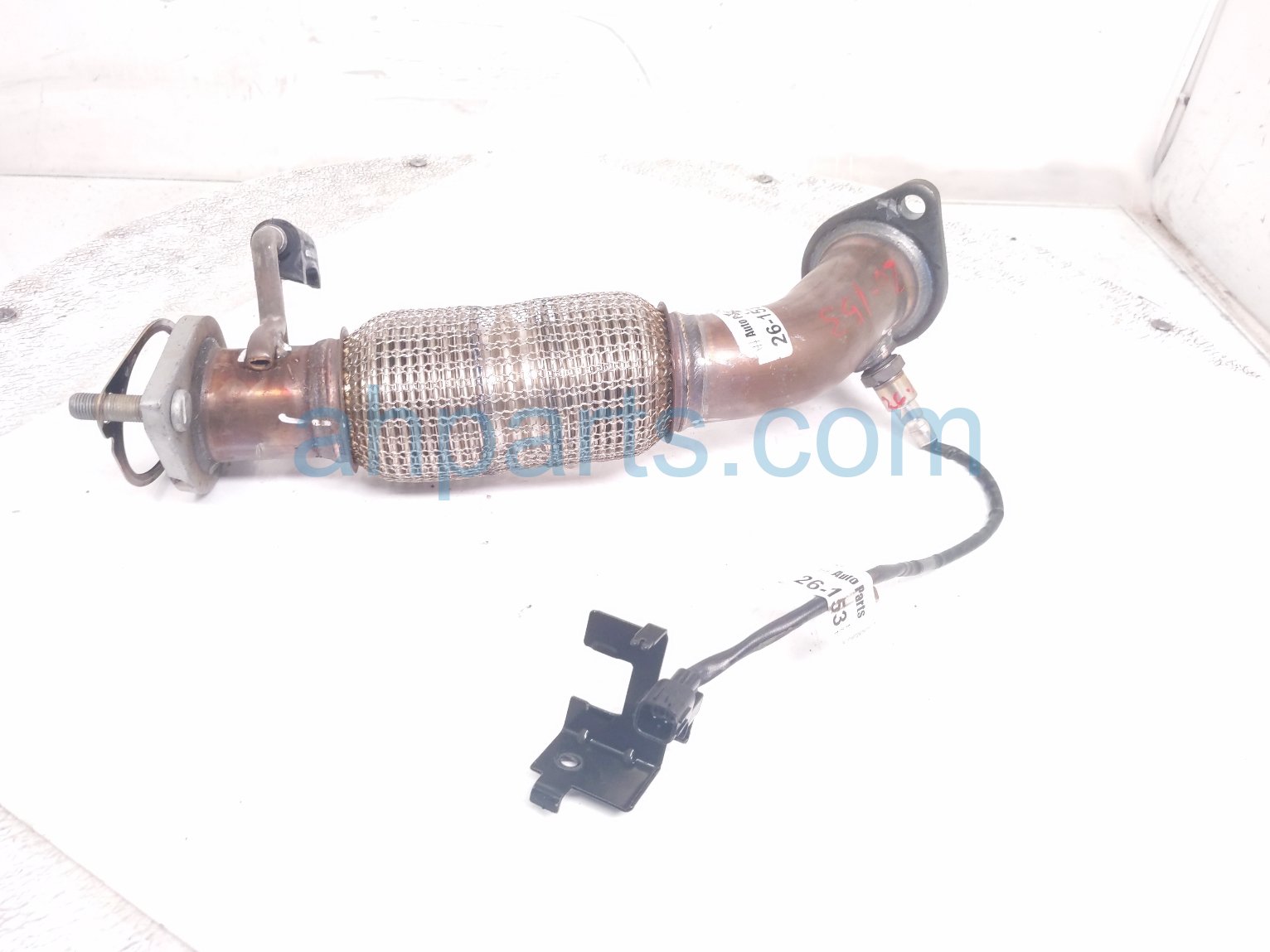 FRONT EXHAUST PIPE W/FLEX - 2.0L FWD