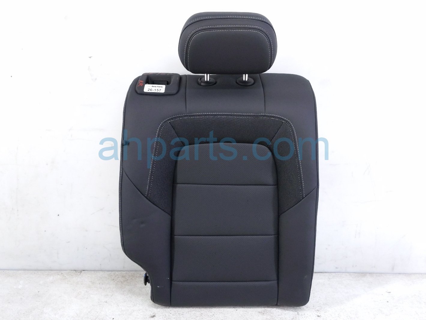 Rear passenger SEAT BACK W/HR - BLACK