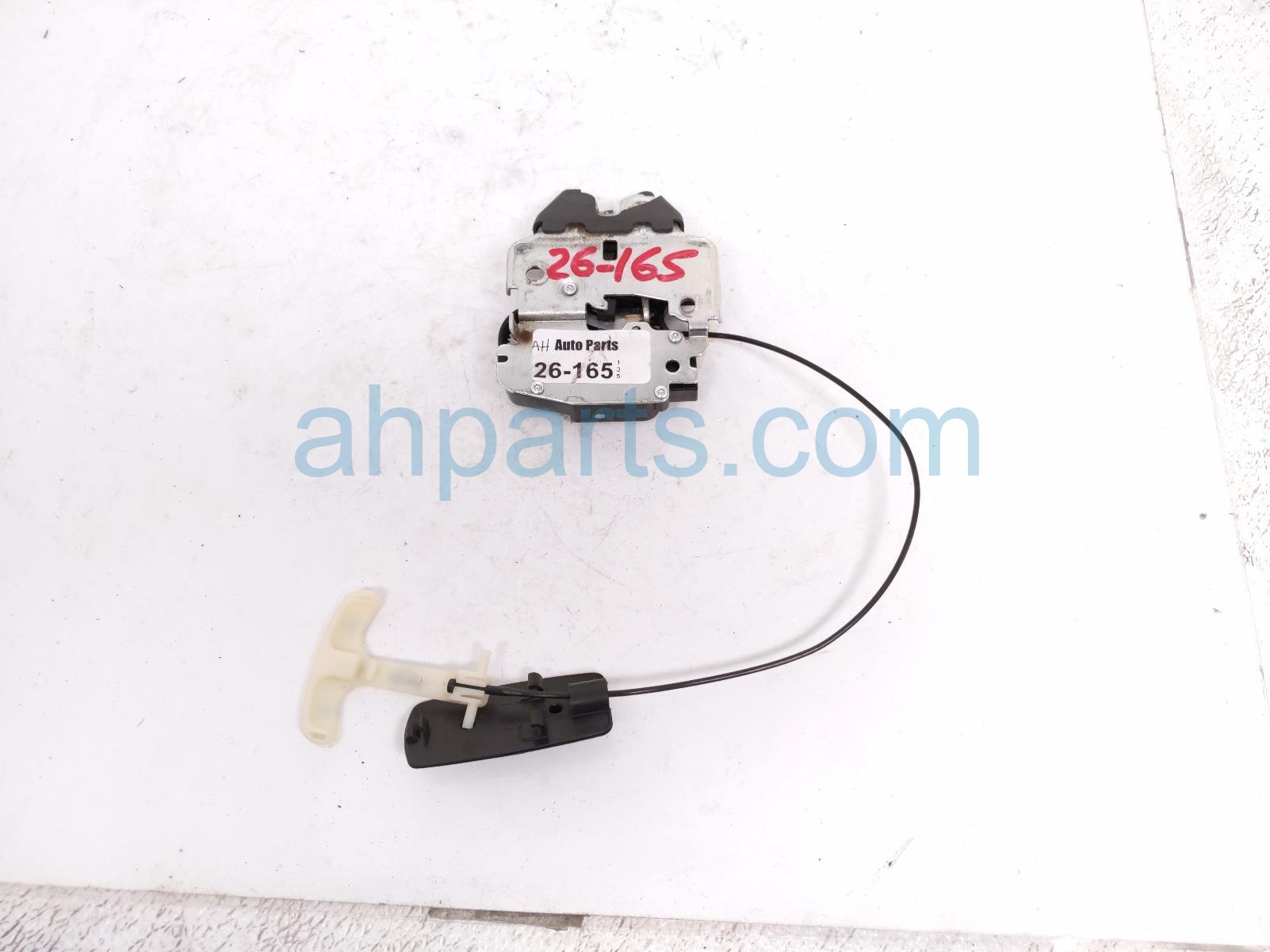 Nissan TRUNK EMERGENCY LOCK LATCH ASSY