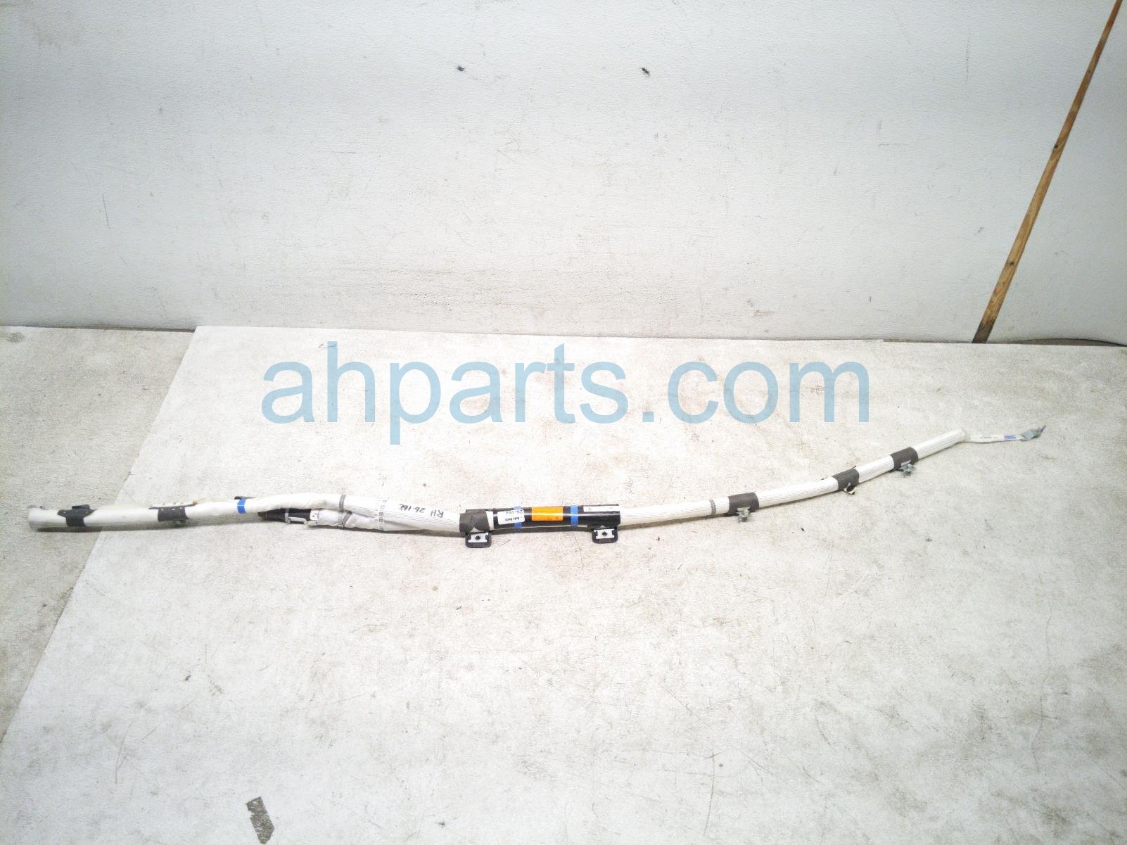 Hyundai PASSENGER ROOF CURTAIN AIRBAG Hyundai PASSENGER ROOF CURTAIN AIRBAG