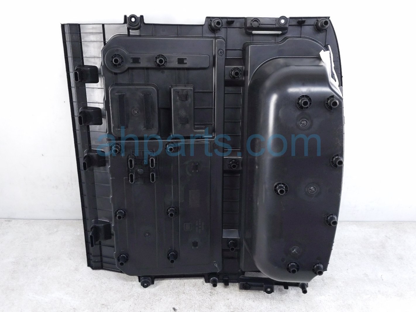 2026 Chevy Equinoxev Rear Cargo Storage Trim Panel Blk 94673627 Replacement 2026 Chevy Equinoxev Rear Cargo Storage Trim Panel Blk 94673627 Replacement thumbnail
