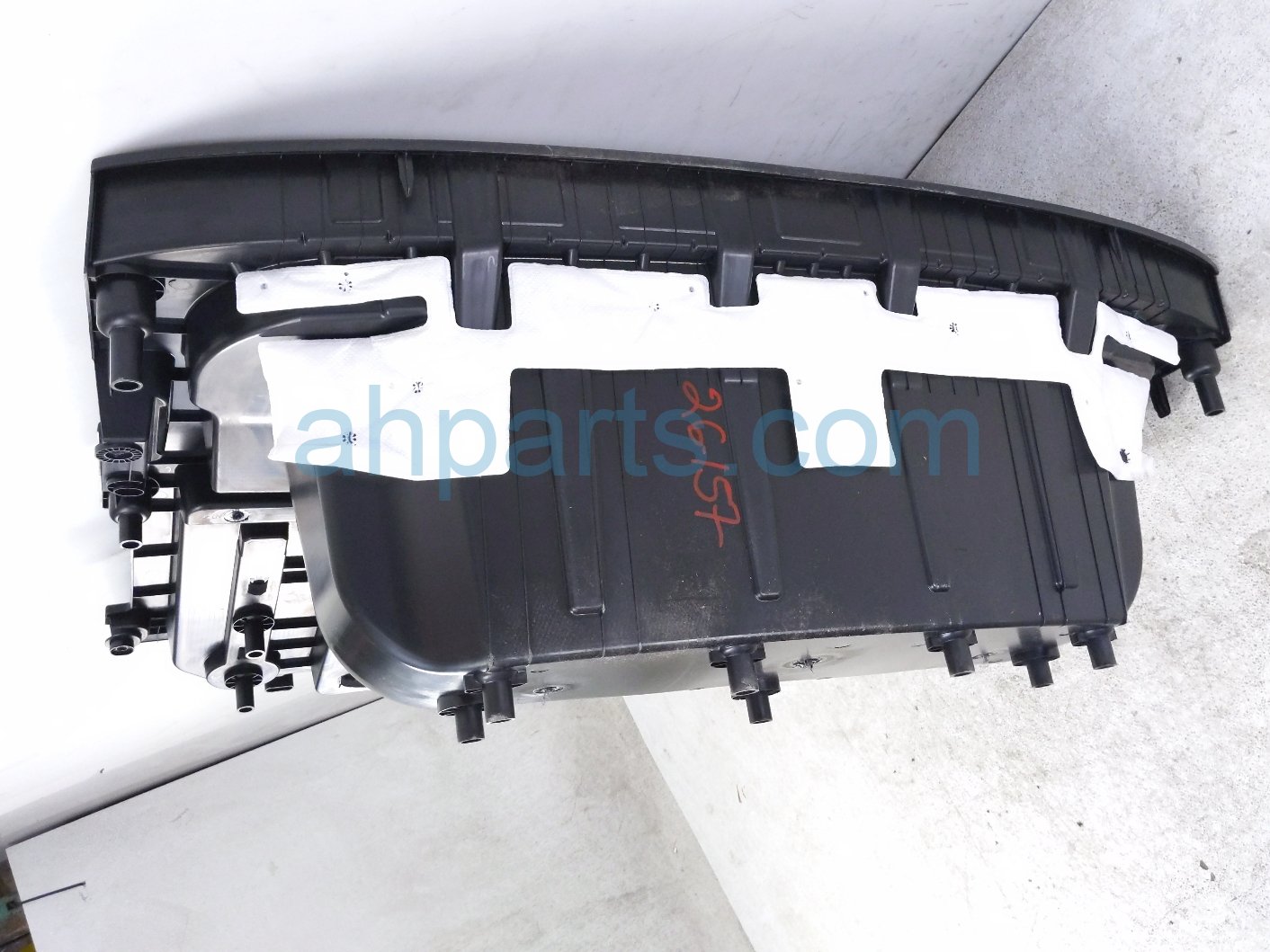 2026 Chevy Equinoxev Rear Cargo Storage Trim Panel Blk 94673627 Replacement 2026 Chevy Equinoxev Rear Cargo Storage Trim Panel Blk 94673627 Replacement thumbnail