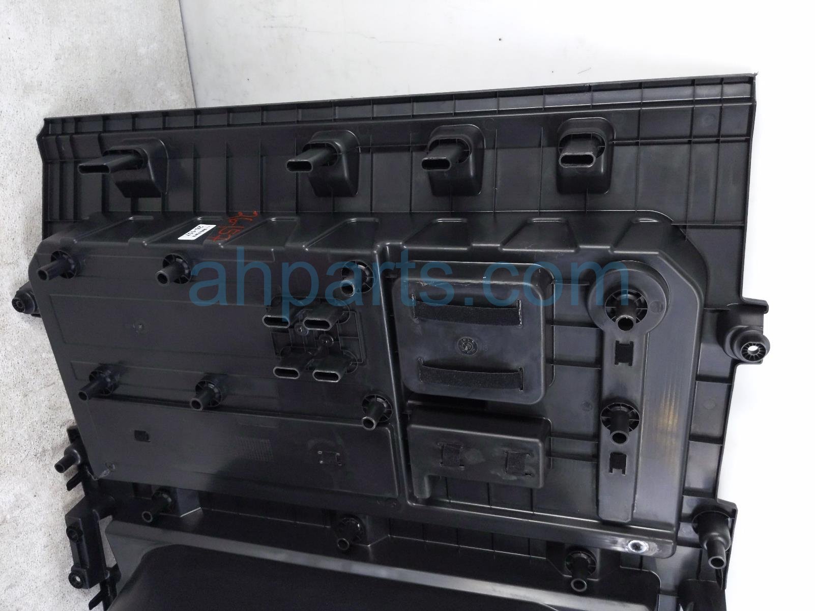 2026 Chevy Equinoxev Rear Cargo Storage Trim Panel Blk 94673627 Replacement 2026 Chevy Equinoxev Rear Cargo Storage Trim Panel Blk 94673627 Replacement thumbnail
