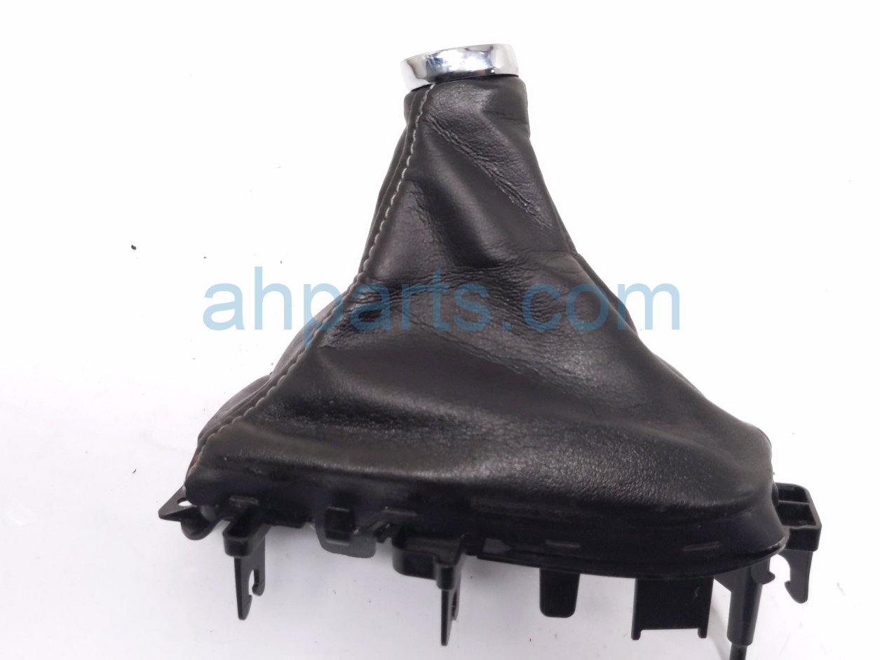 2021 Nissan Maxima Center Shifter Bezel W/boot blk 96943 4RA0A Replacement 2021 Nissan Maxima Center Shifter Bezel W/boot blk 96943 4RA0A Replacement thumbnail