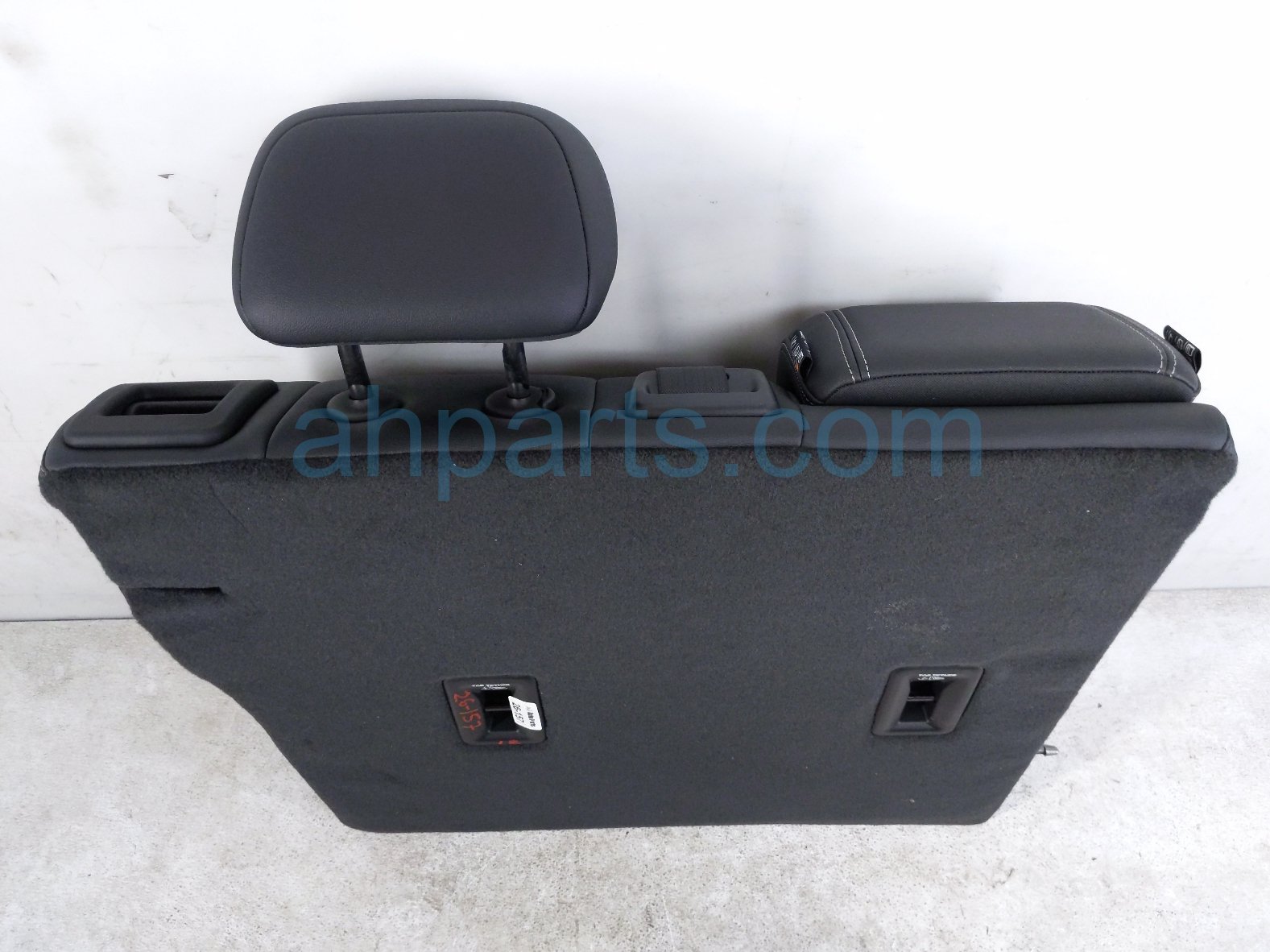 2026 Chevy Equinoxev (2nd Row) Rear Driver 2nd Row Seat Back W/arm black 26566161 Replacement 2026 Chevy Equinoxev (2nd Row) Rear Driver 2nd Row Seat Back W/arm black 26566161 Replacement thumbnail