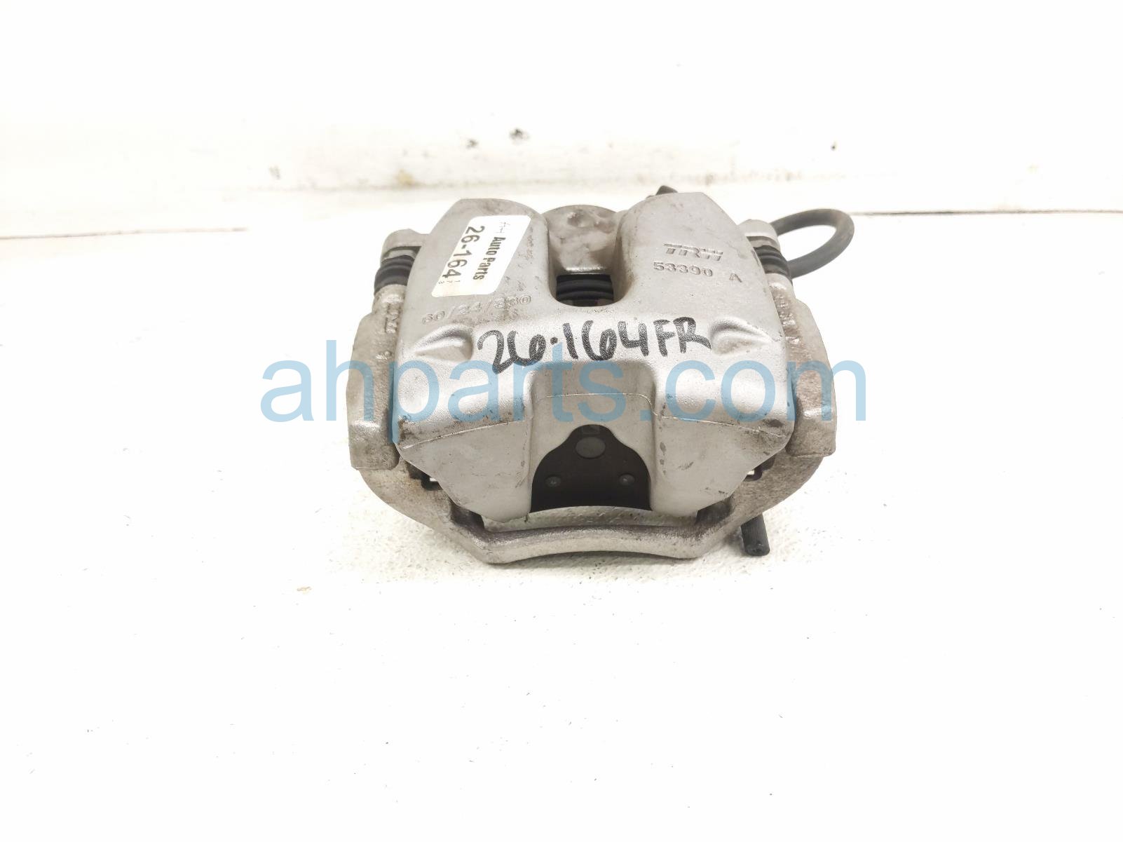 2019 BMW 330i Front Passenger Brake Caliper 34 20 6 894 082 Replacement 2019 BMW 330i Front Passenger Brake Caliper 34 20 6 894 082 Replacement thumbnail