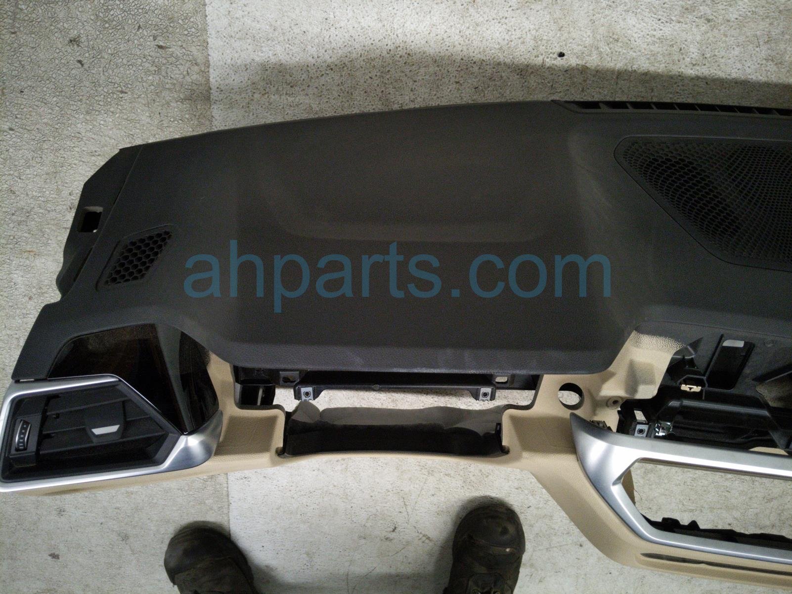 2019 BMW 330i Dashboard W/ Airbag 51 45 9 476 383 Replacement 2019 BMW 330i Dashboard W/ Airbag 51 45 9 476 383 Replacement thumbnail
