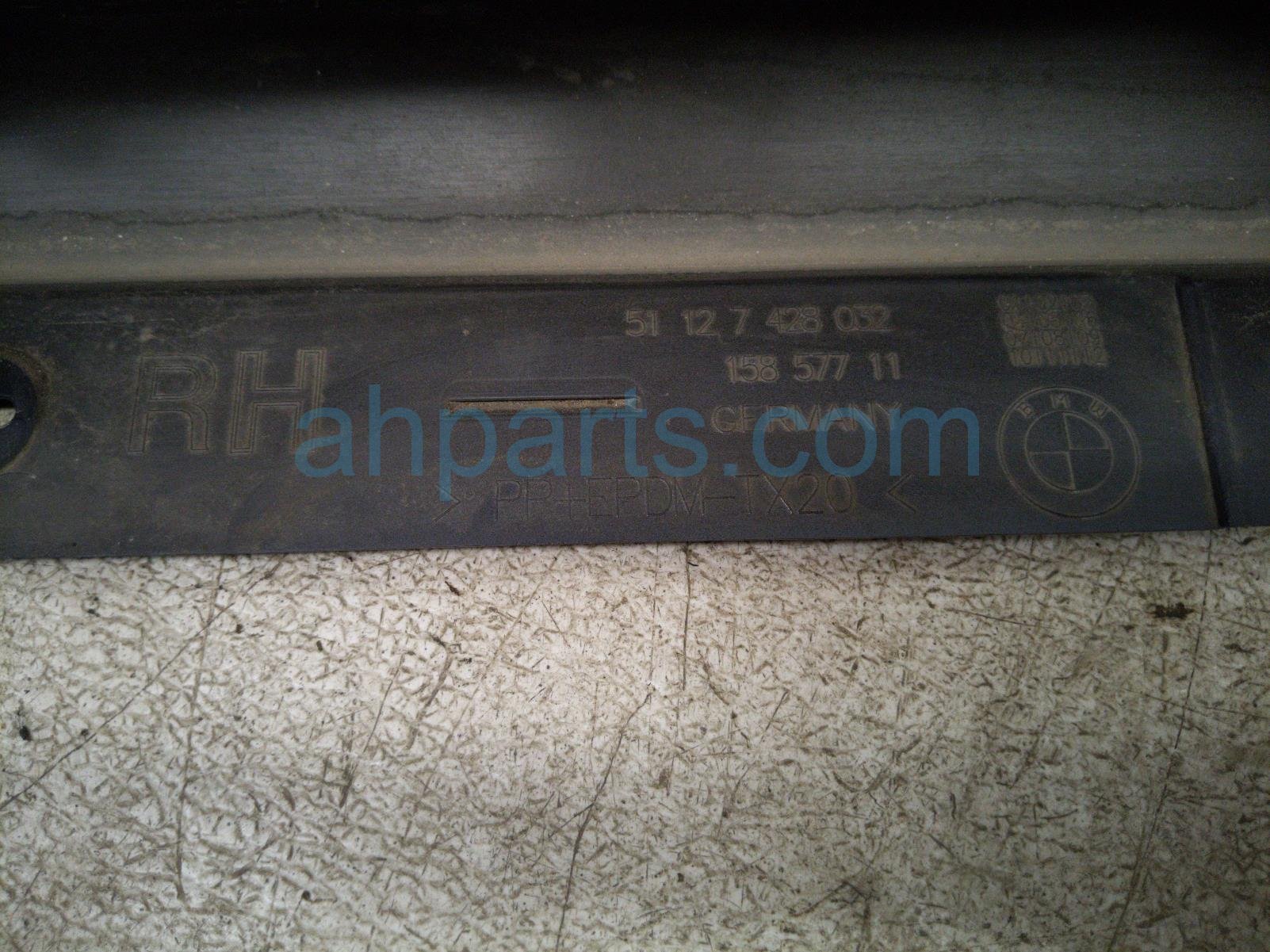 2019 BMW 330i Rocker Trim Passenger Side Skirt / Molding Blue Sdn 51778493952 Replacement 2019 BMW 330i Rocker Trim Passenger Side Skirt / Molding Blue Sdn 51778493952 Replacement thumbnail