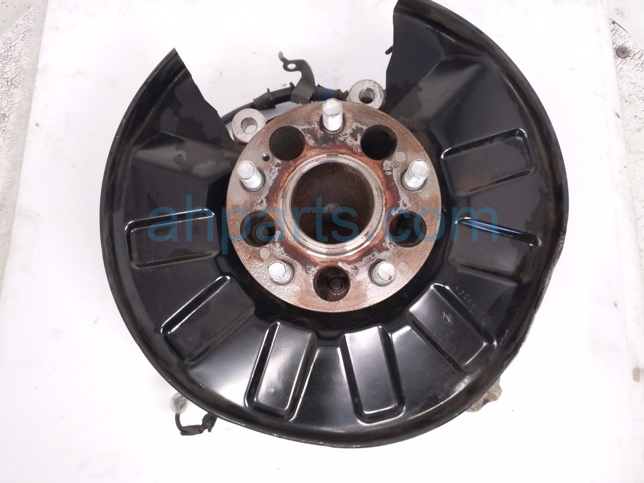 $125 Acura RR/LH SPINDLE KNUCKLE HUB - FWD