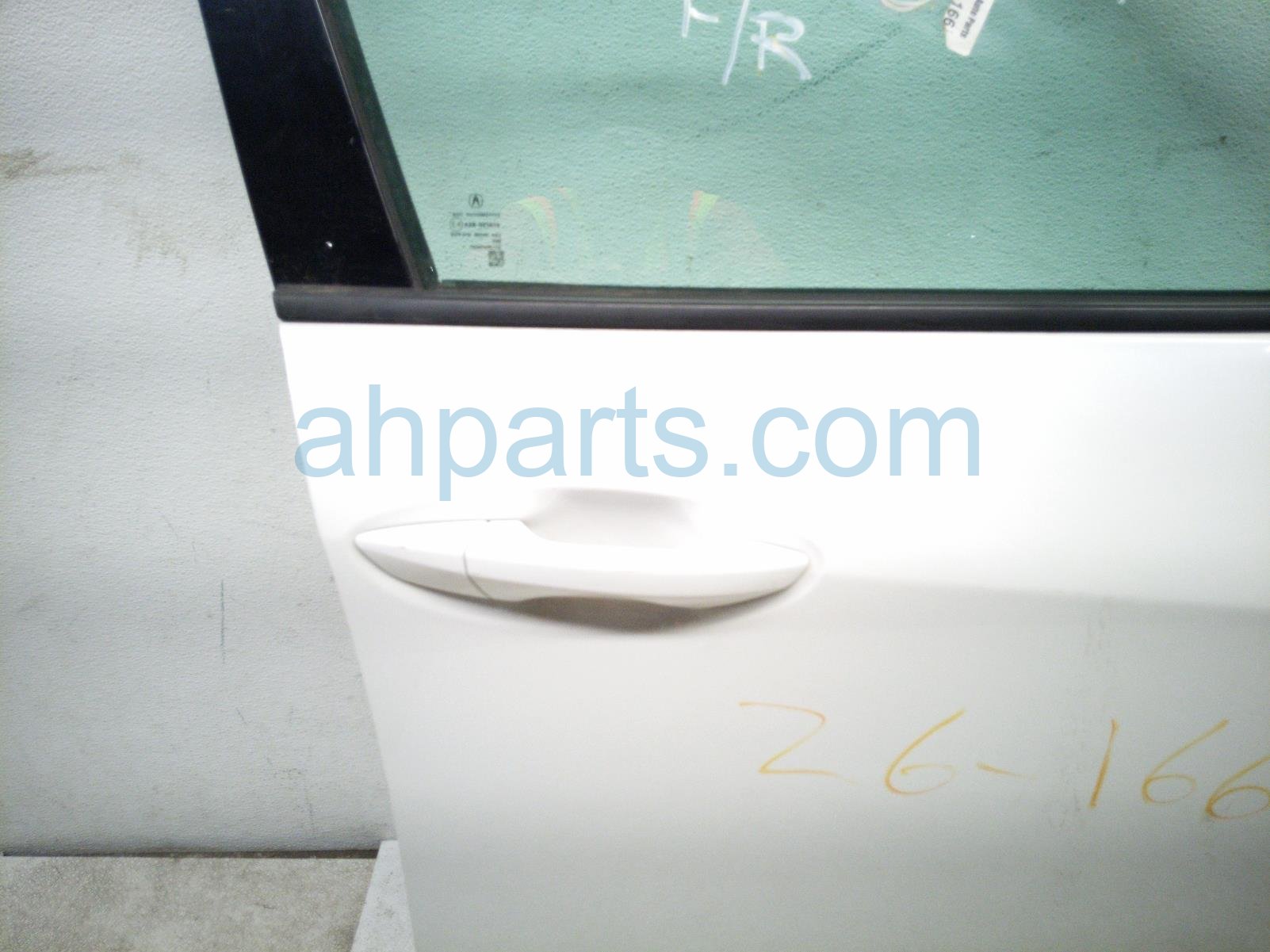 2022 Acura TLX Front Passenger Door White No Mirror/trim 67010 TGV 305ZZ Replacement 2022 Acura TLX Front Passenger Door White No Mirror/trim 67010 TGV 305ZZ Replacement thumbnail