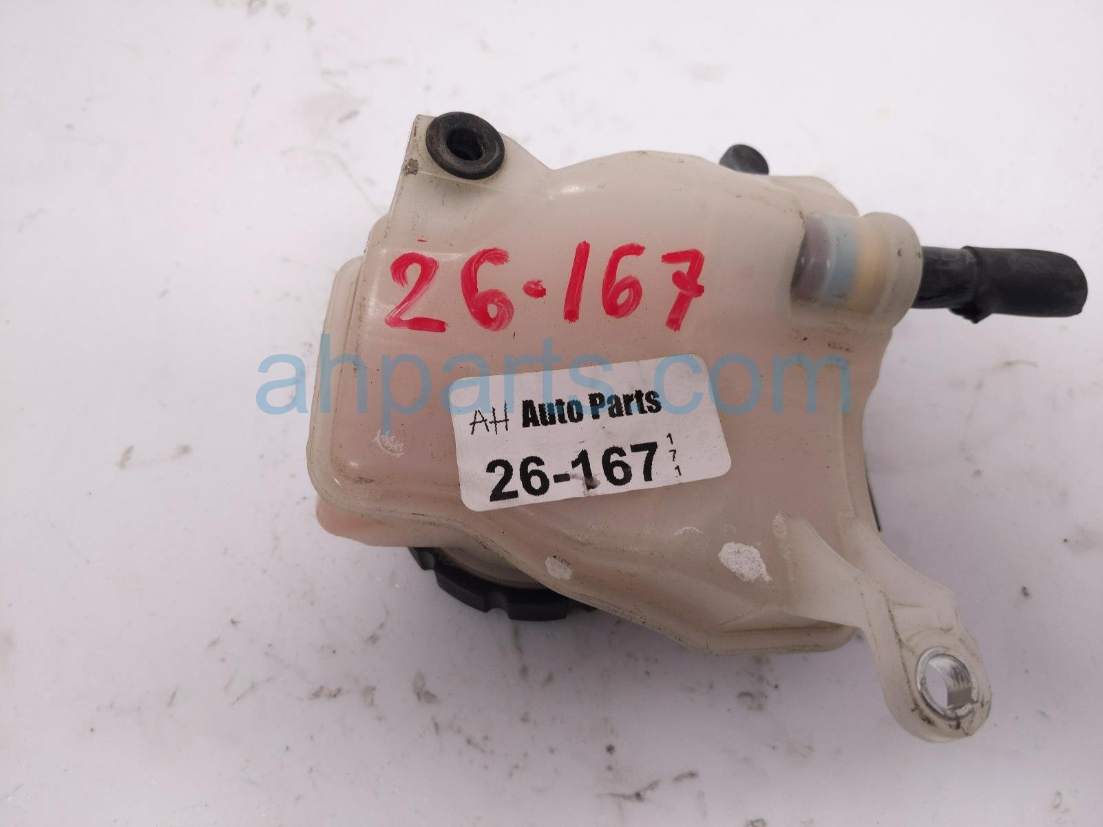 2020 Mercedes S560 Coolant Overflow Reservoir Tank 177 200 02 85 Replacement 2020 Mercedes S560 Coolant Overflow Reservoir Tank 177 200 02 85 Replacement thumbnail