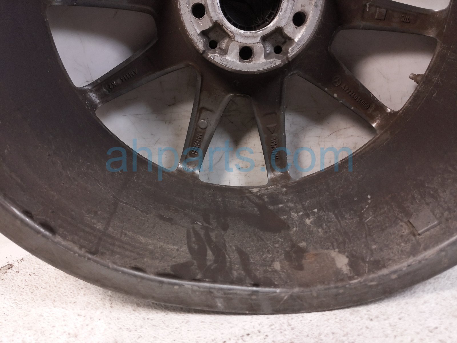 2020 Mercedes S560 Front Driver Wheel / Rim 222 401 06 00 Replacement 2020 Mercedes S560 Front Driver Wheel / Rim 222 401 06 00 Replacement thumbnail