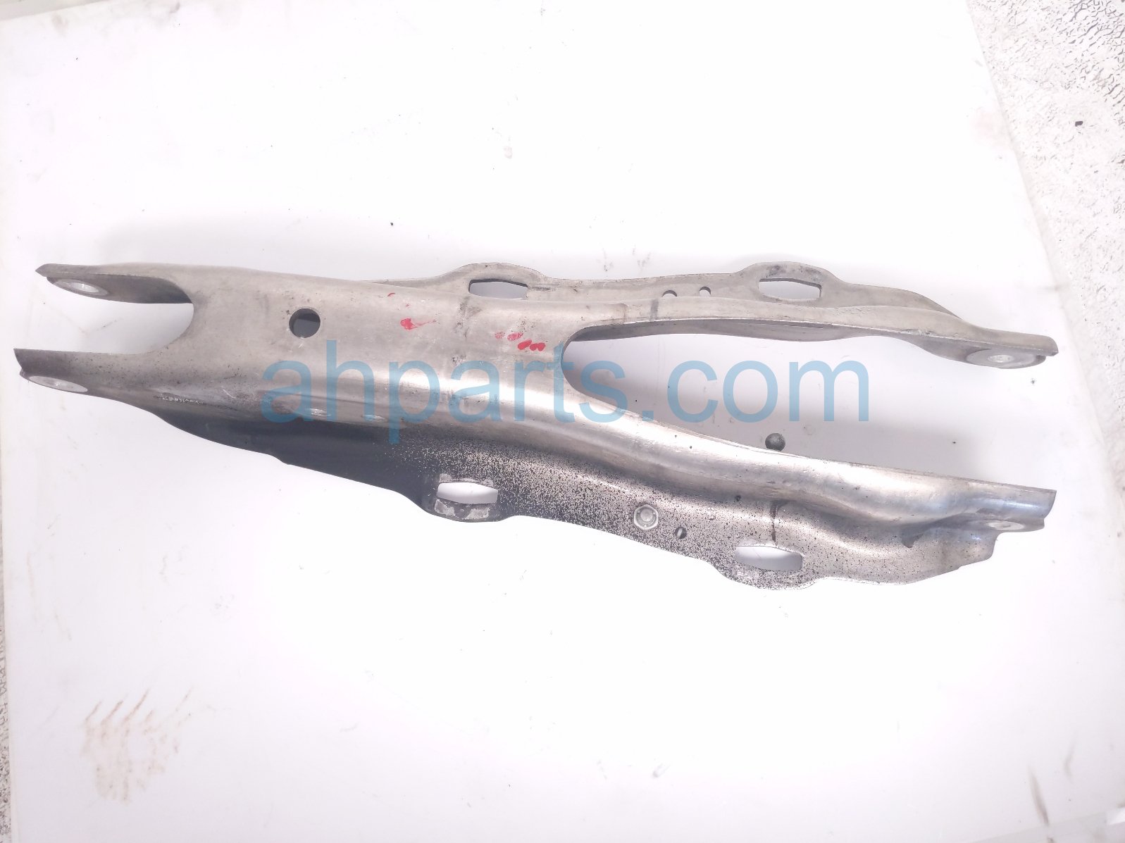 2020 Mercedes S560 Rear Driver Spring Seat Lower Control Arm 222 352 02 02 Replacement 2020 Mercedes S560 Rear Driver Spring Seat Lower Control Arm 222 352 02 02 Replacement thumbnail