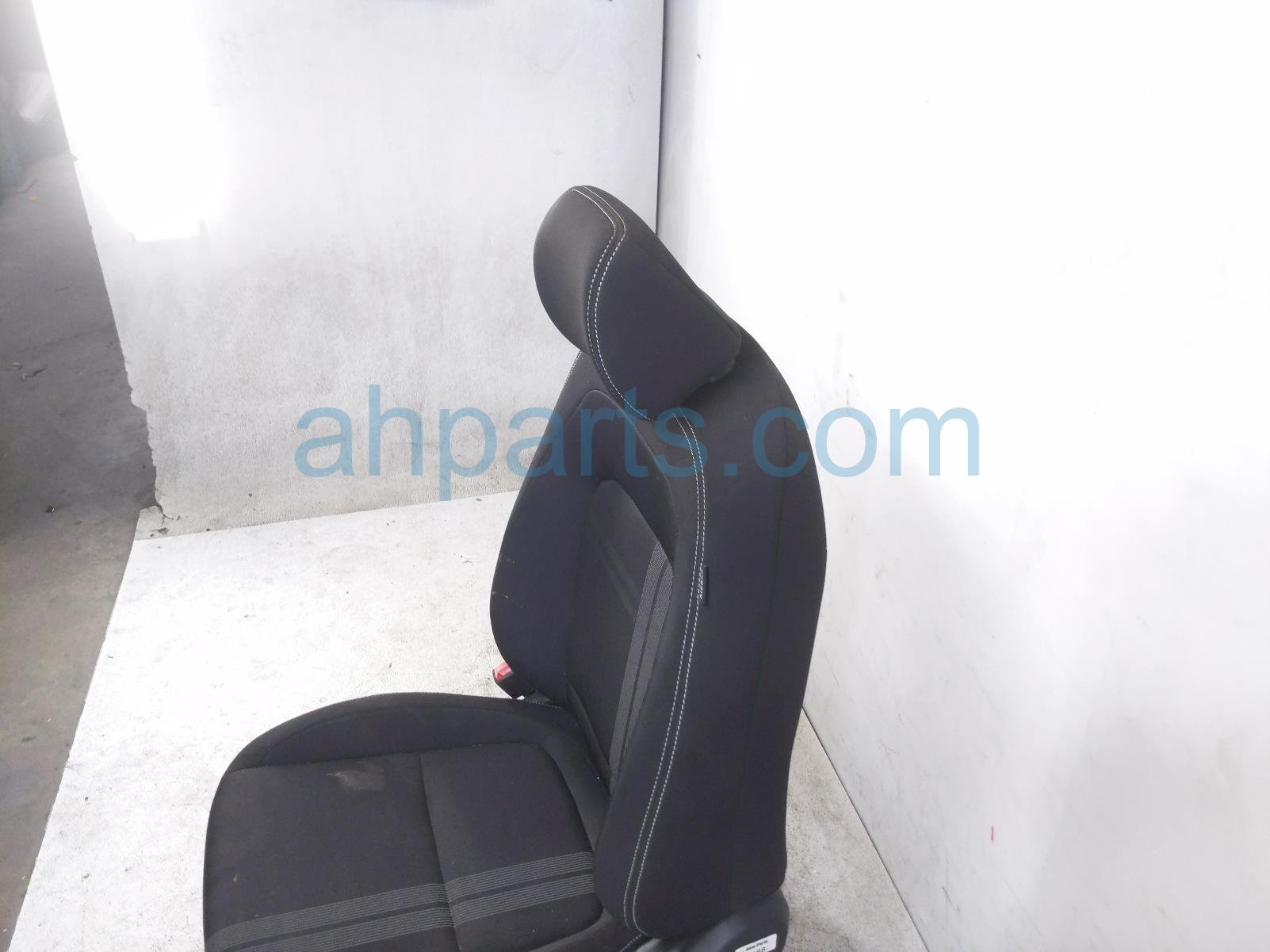 2026 Hyundai Venue Front Driver Seat Black W/ Airbag 88100 K2010 XDC Replacement 2026 Hyundai Venue Front Driver Seat Black W/ Airbag 88100 K2010 XDC Replacement thumbnail