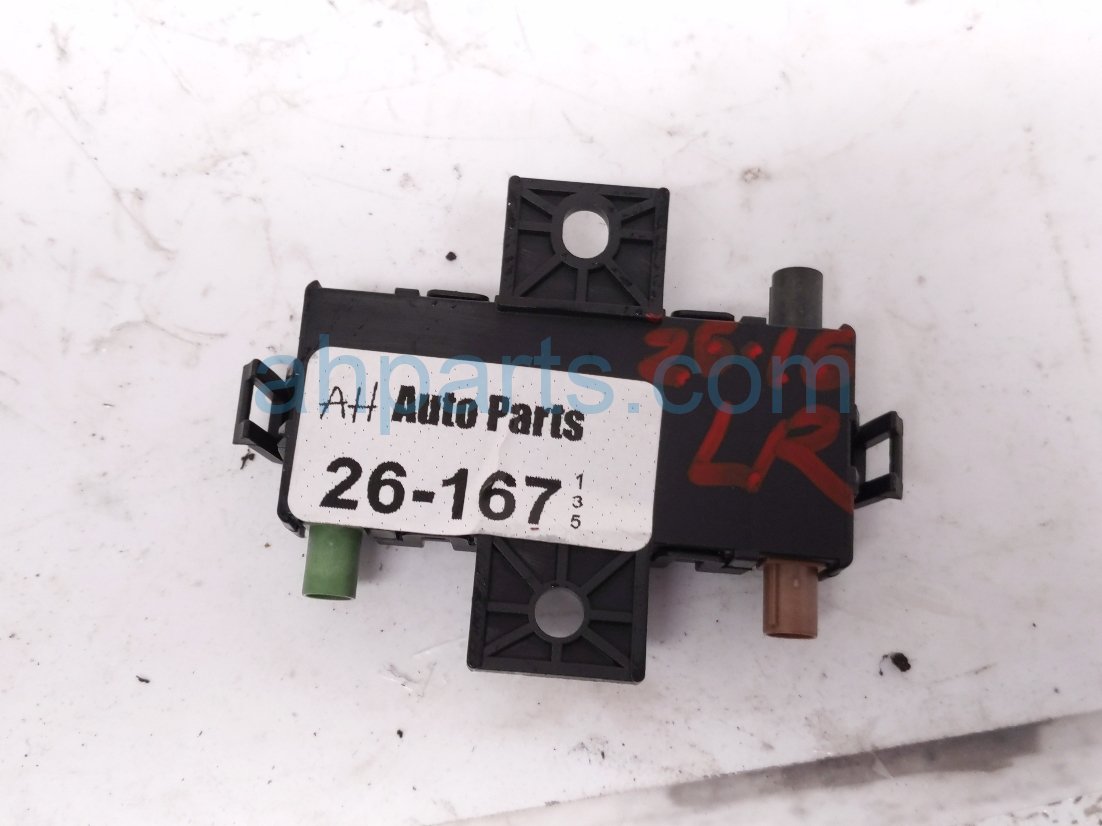 2020 Mercedes S560 Antenna Roof Mtd Duplexer 238 905 50 00 Replacement 2020 Mercedes S560 Antenna Roof Mtd Duplexer 238 905 50 00 Replacement thumbnail