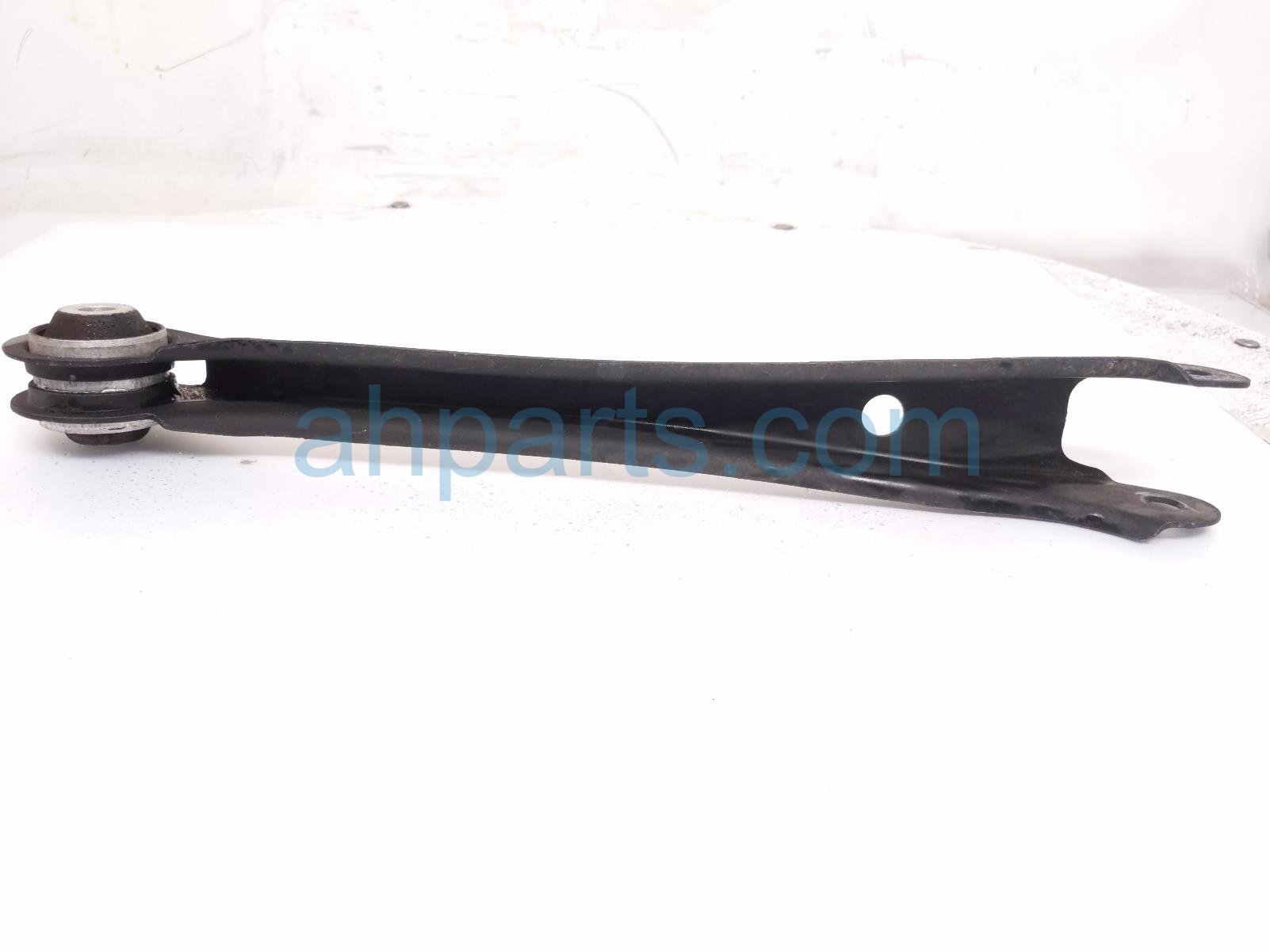 2026 Chevy Equinoxev Rear Passenger Trailing Lower Control Arm 85084532 Replacement 2026 Chevy Equinoxev Rear Passenger Trailing Lower Control Arm 85084532 Replacement thumbnail