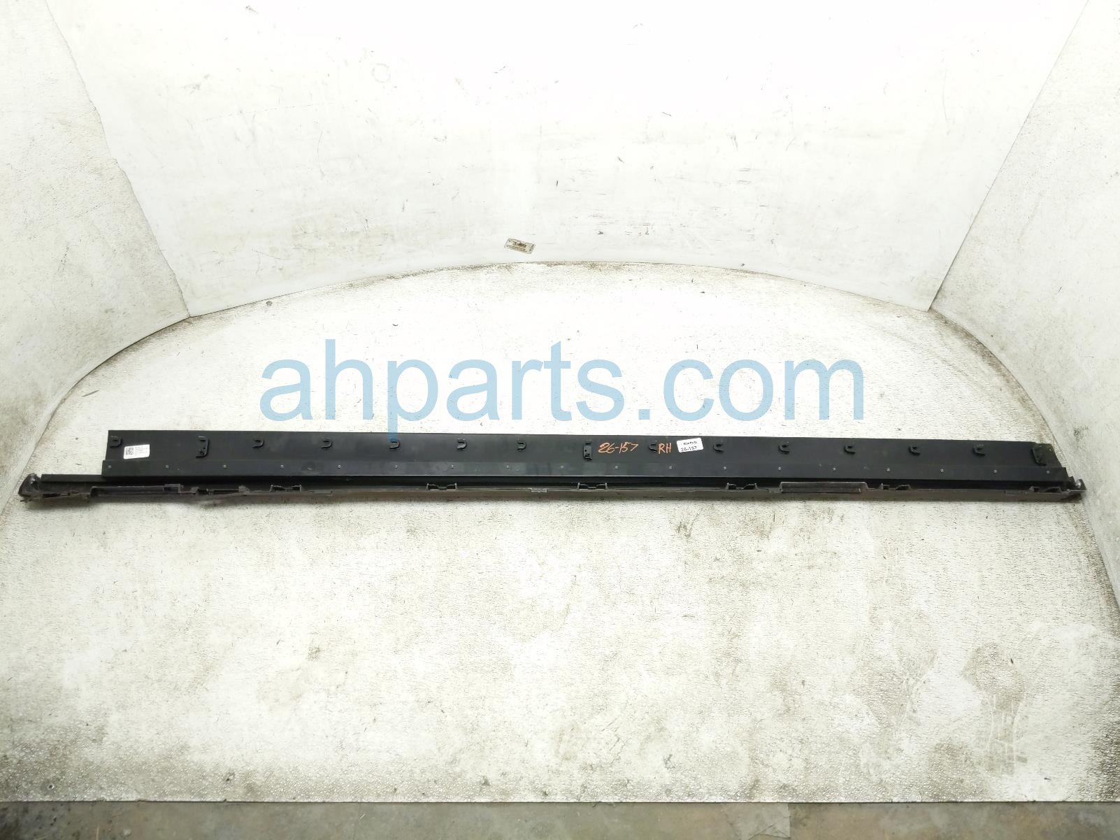 2026 Chevy Equinoxev Trim Passenger Rocker Molding White 85129172 Replacement 2026 Chevy Equinoxev Trim Passenger Rocker Molding White 85129172 Replacement thumbnail