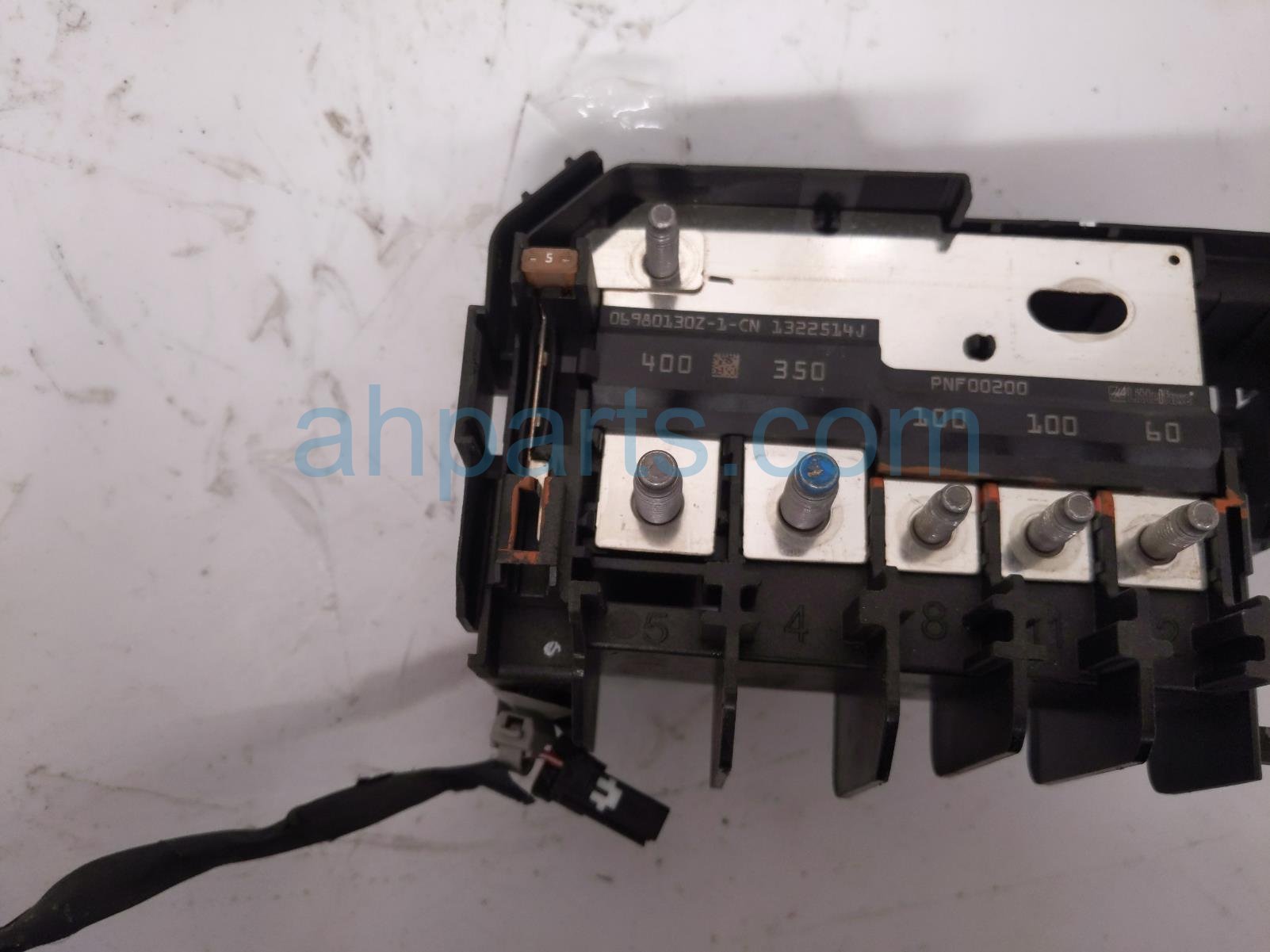 2026 Chevy Equinoxev Battery Pwr Dist Fuse Box 26397186 Replacement 2026 Chevy Equinoxev Battery Pwr Dist Fuse Box 26397186 Replacement thumbnail