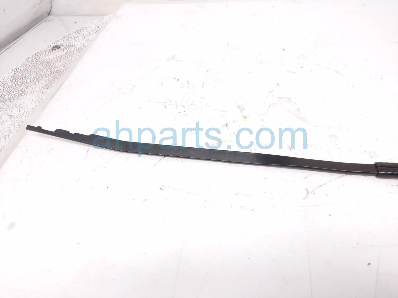 2026 Chevy Equinoxev Driver Windshield Wiper Arm 86579486 Replacement 2026 Chevy Equinoxev Driver Windshield Wiper Arm 86579486 Replacement thumbnail
