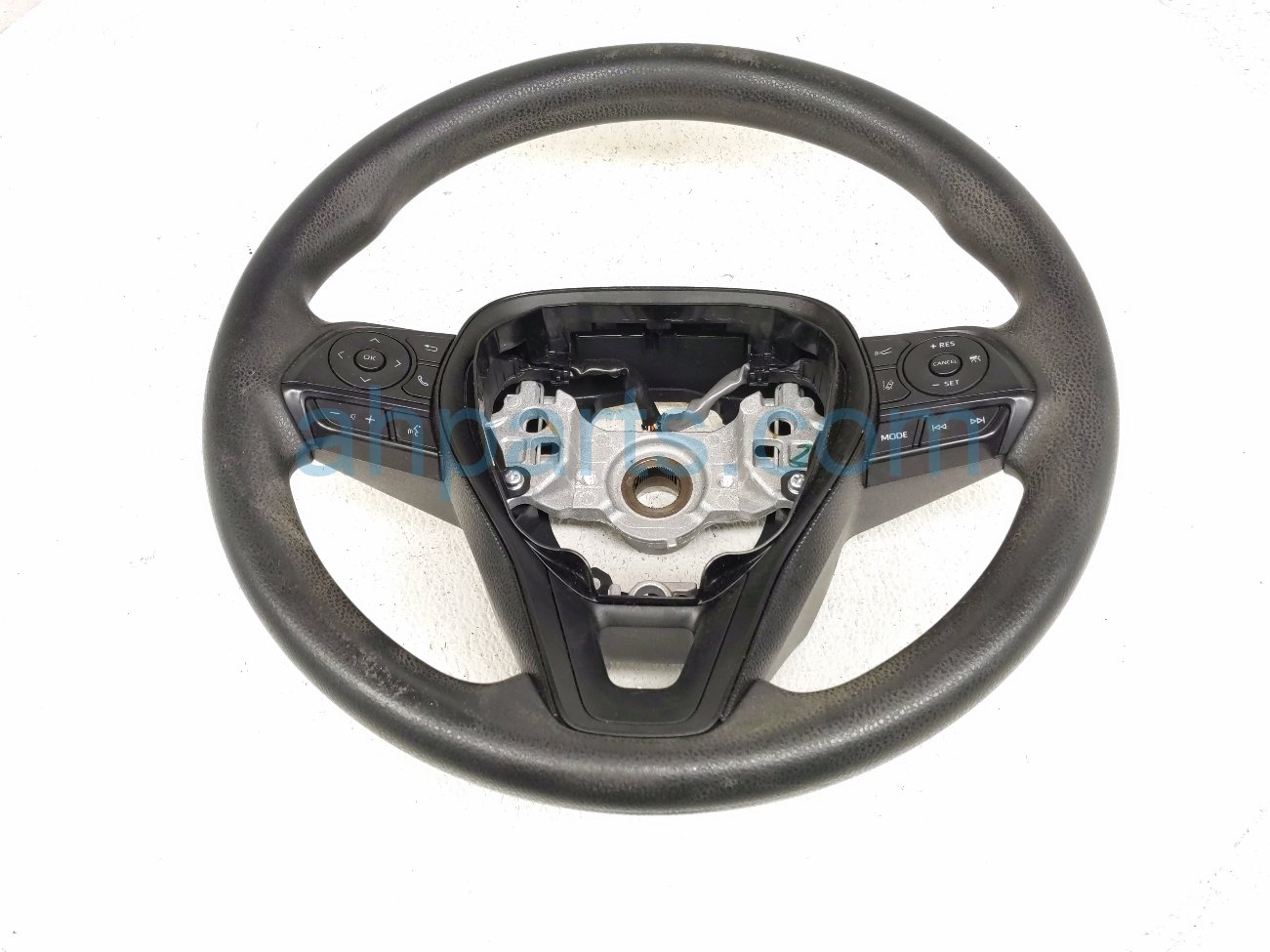Toyota STEERING WHEEL - BLACK - LE