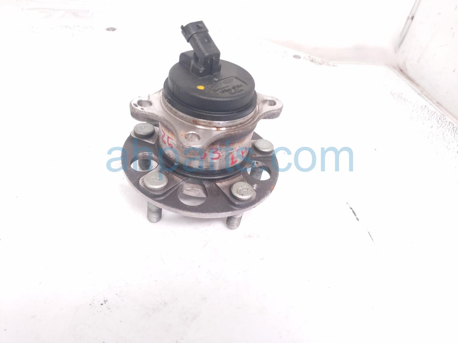 Kia REAR WHEEL HUB BEARING - FWD 2.0L