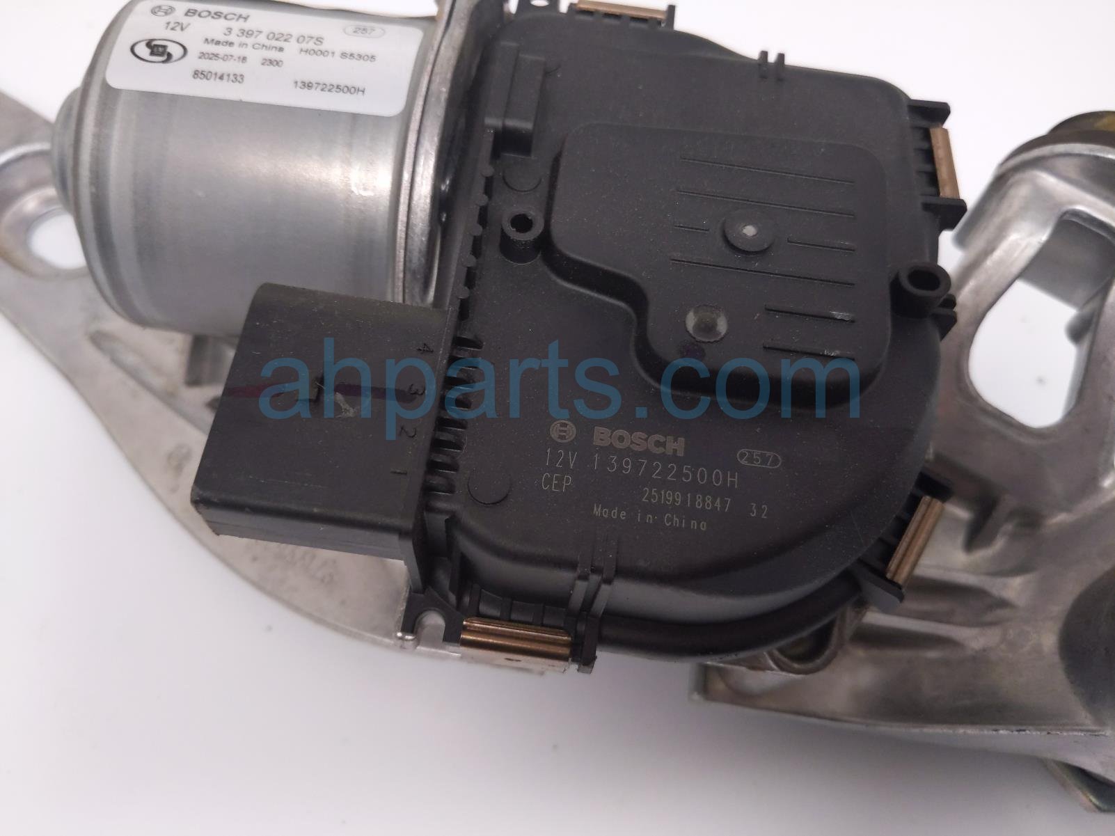 2026 Chevy Equinoxev Front Arms Frt Windshield Wiper Motor & Linkage 85014133 Replacement 2026 Chevy Equinoxev Front Arms Frt Windshield Wiper Motor & Linkage 85014133 Replacement thumbnail