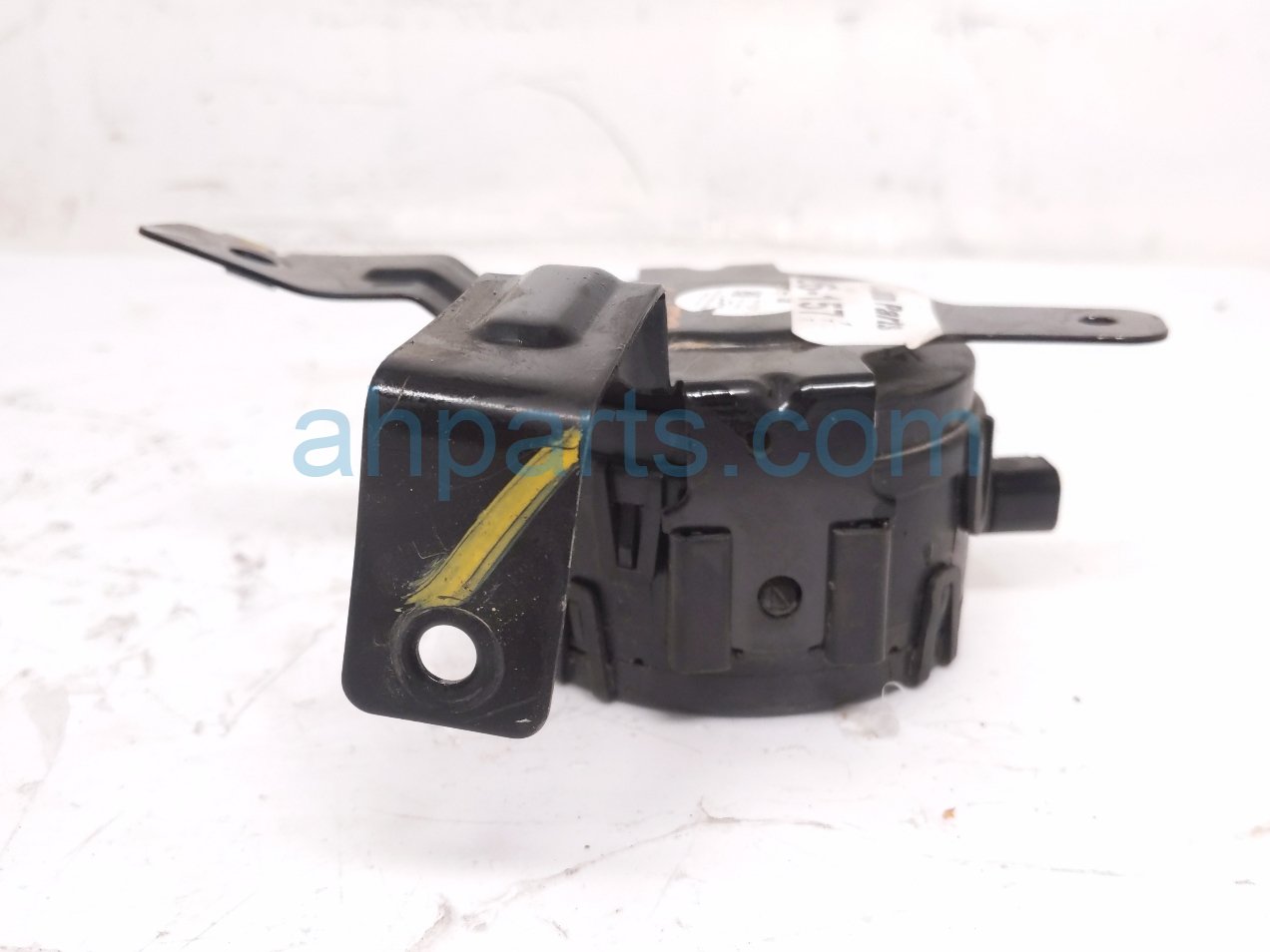 2026 Chevy Equinoxev Pedestrian Alert Speaker 86547727 Replacement 2026 Chevy Equinoxev Pedestrian Alert Speaker 86547727 Replacement thumbnail